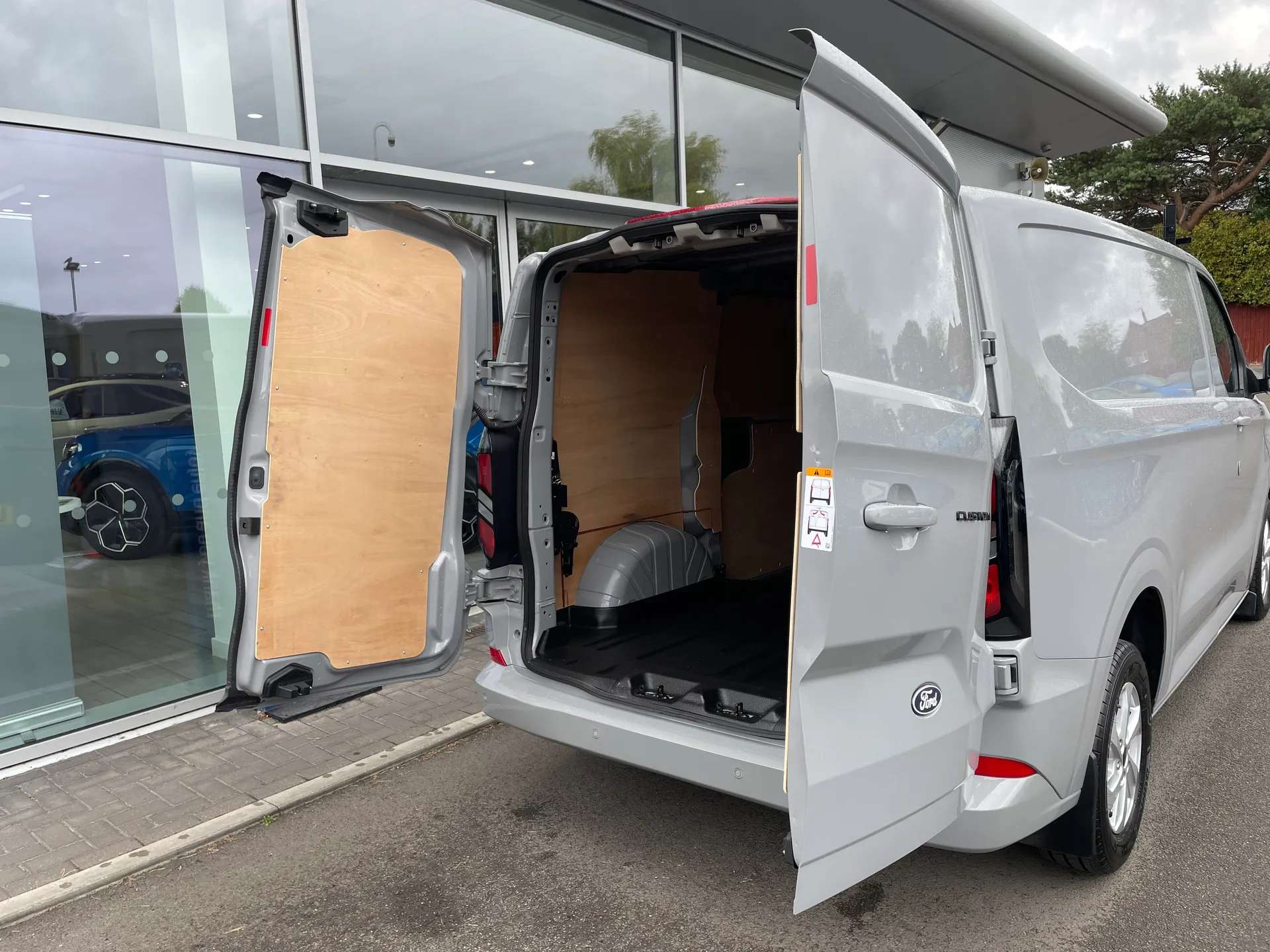 2025 FORD TRANSIT CUSTOM 2025 FORD TRANSIT CUSTOM
