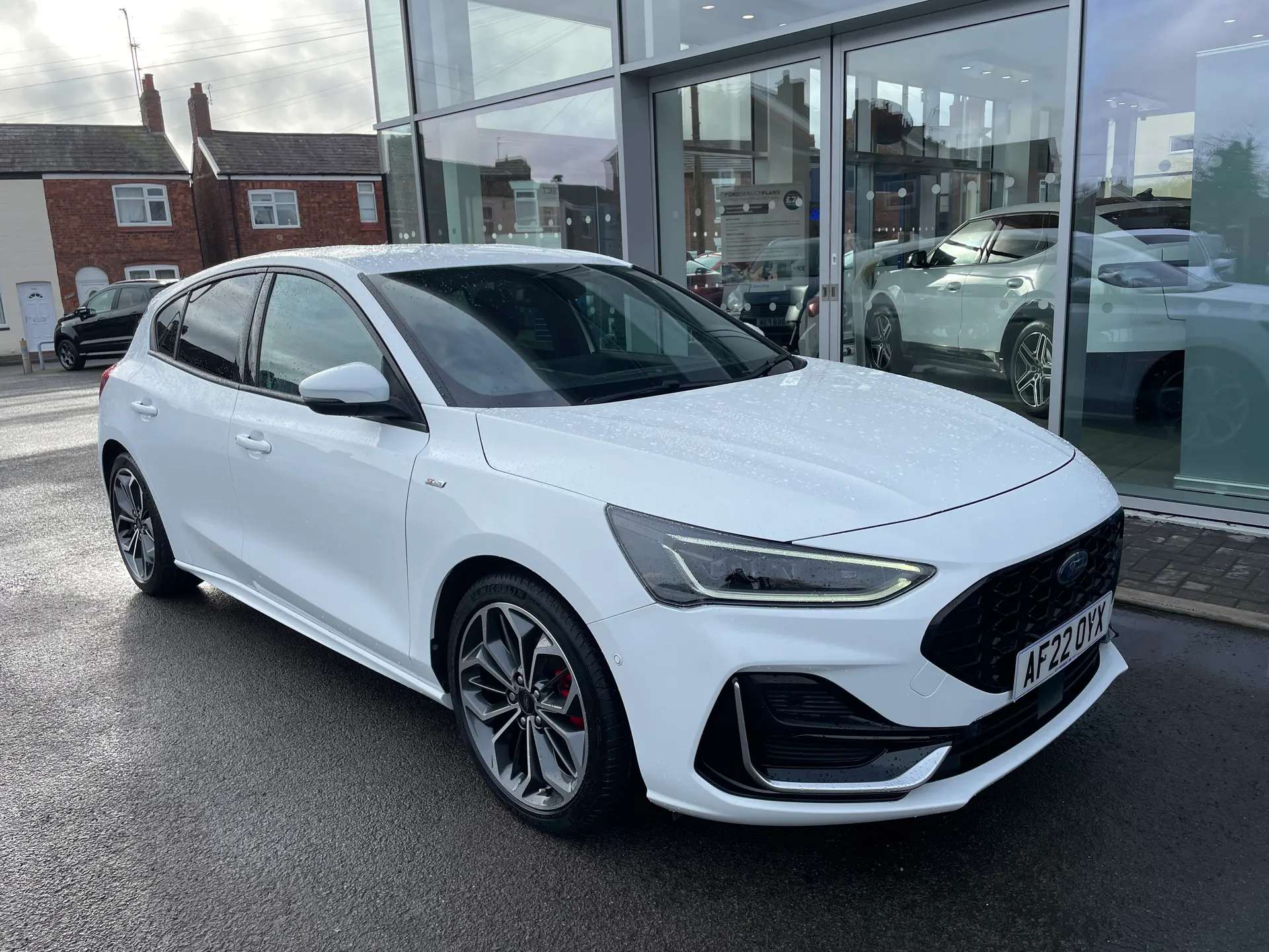 A 2022 FORD FOCUS 1.0 EcoBoost Hybrid mHEV 155 ST-Line Vignale 5dr A 2022 FORD FOCUS 1.0 EcoBoost Hybrid mHEV 155 ST-Line Vignale 5dr