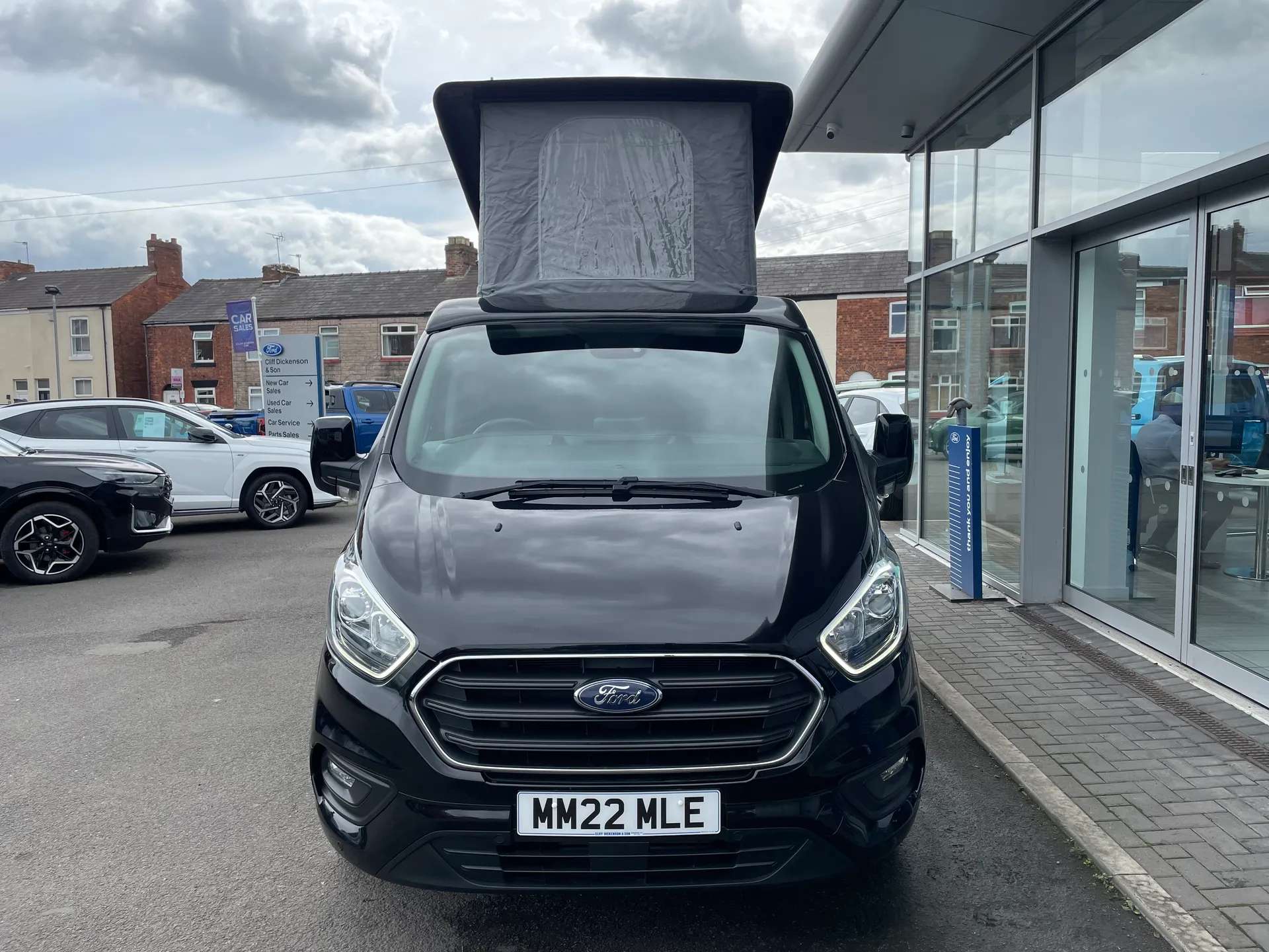 A 2022 FORD TRANSIT CUSTOM 2.0 EcoBlue 130ps Low Roof Limited Camper Conversion A 2022 FORD TRANSIT CUSTOM 2.0 EcoBlue 130ps Low Roof Limited Camper Conversion