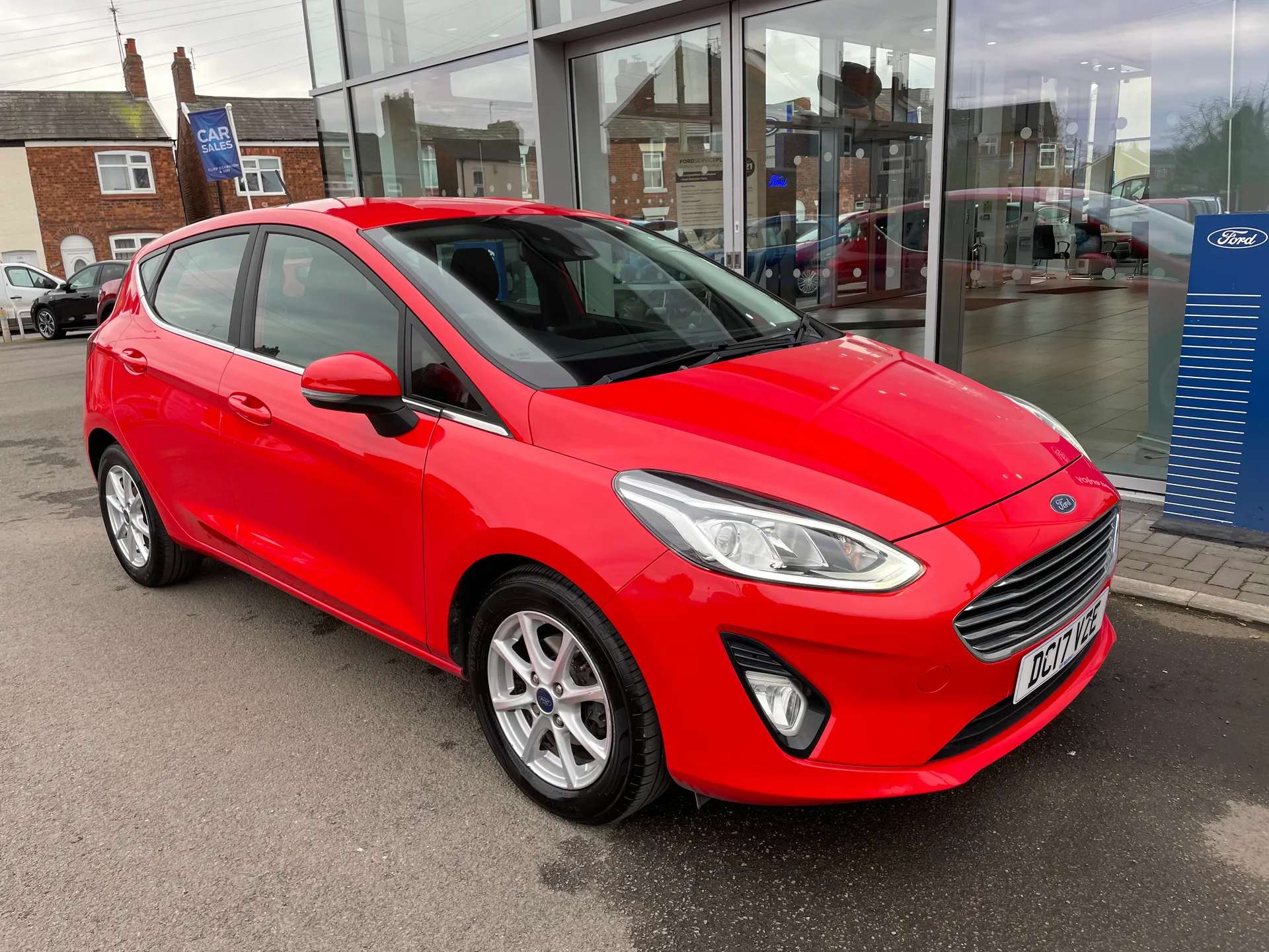 A 2017 FORD FIESTA 1.0 EcoBoost Zetec 5dr A 2017 FORD FIESTA 1.0 EcoBoost Zetec 5dr