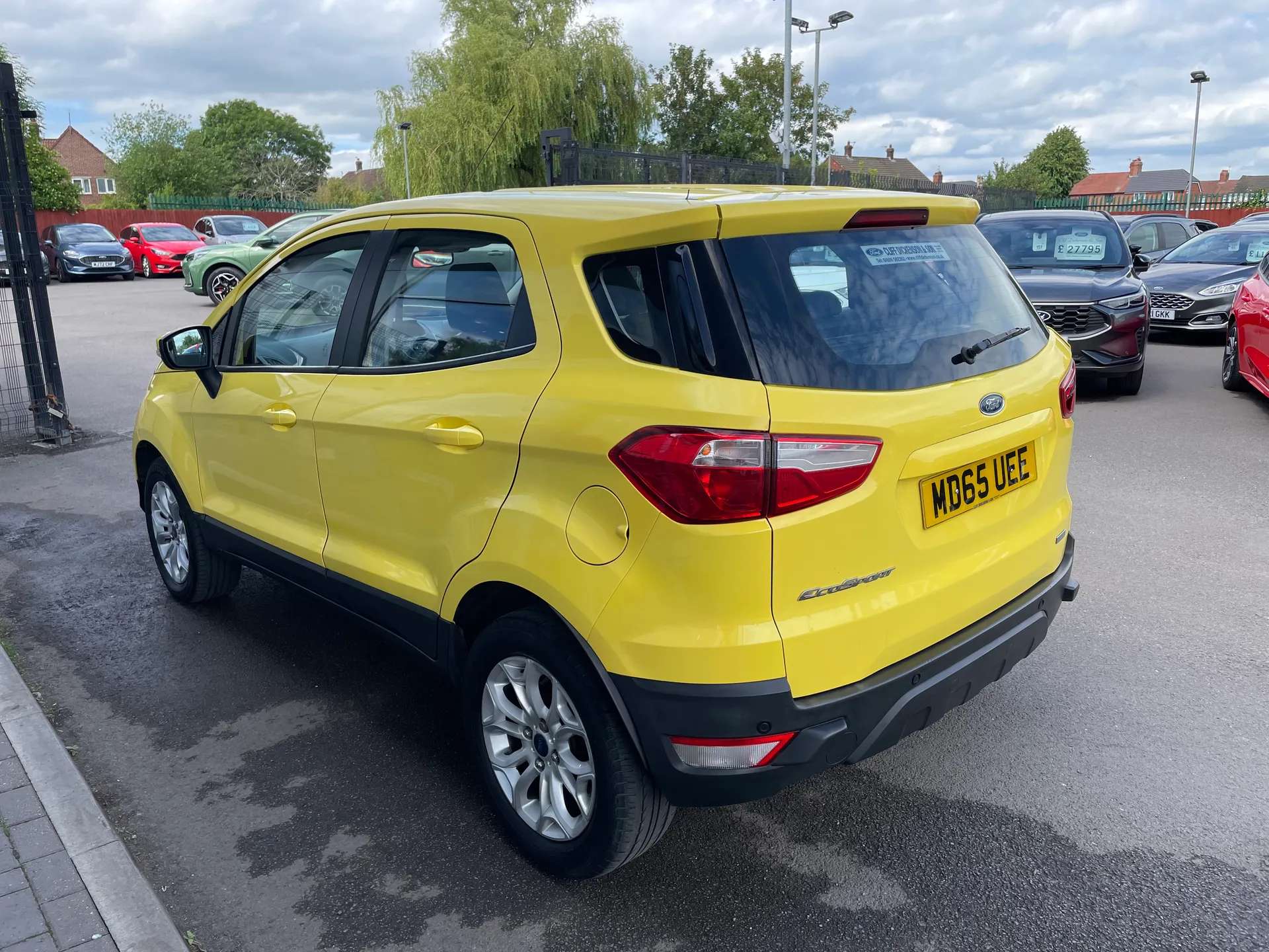 A 2015 FORD ECOSPORT 1.0 EcoBoost Zetec 5dr A 2015 FORD ECOSPORT 1.0 EcoBoost Zetec 5dr