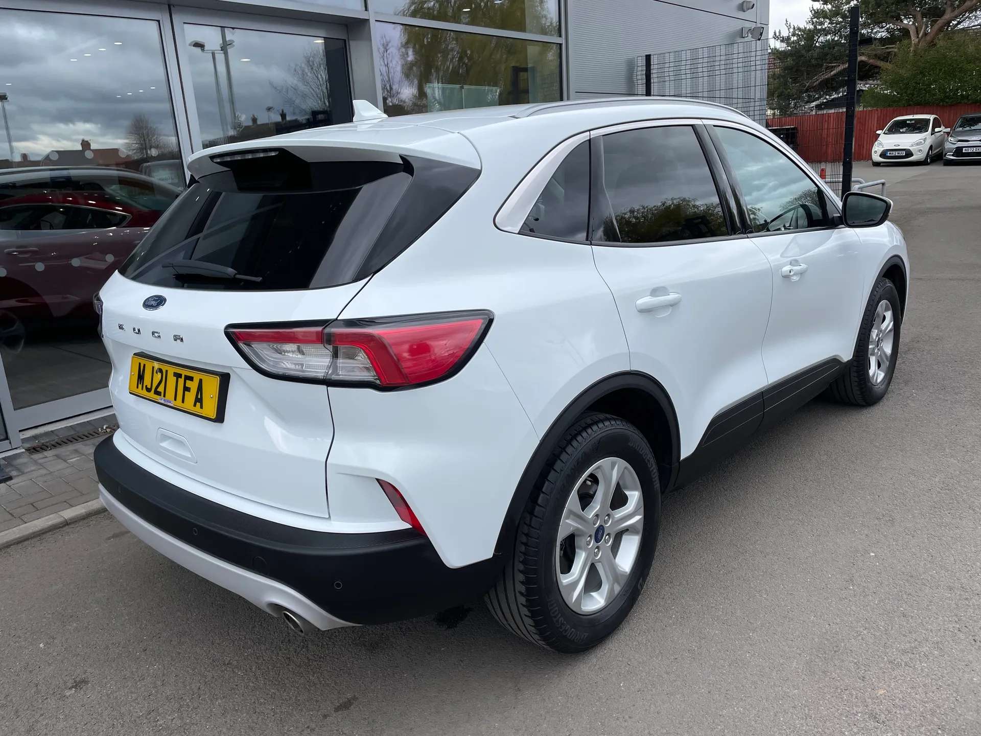 A 2021 FORD KUGA 1.5 EcoBoost Zetec 5dr A 2021 FORD KUGA 1.5 EcoBoost Zetec 5dr