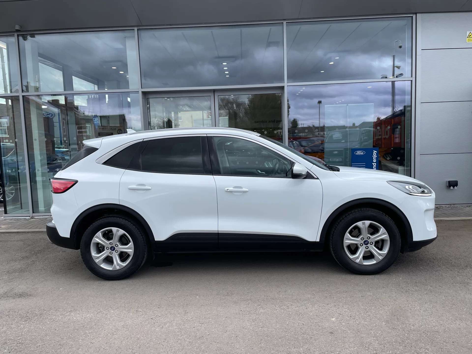 2021 FORD KUGA 2021 FORD KUGA