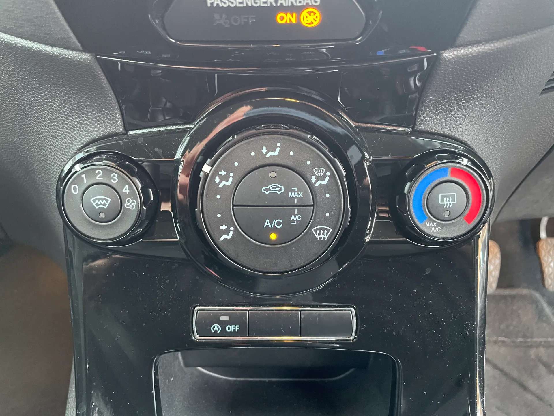 2015 FORD FIESTA 2015 FORD FIESTA