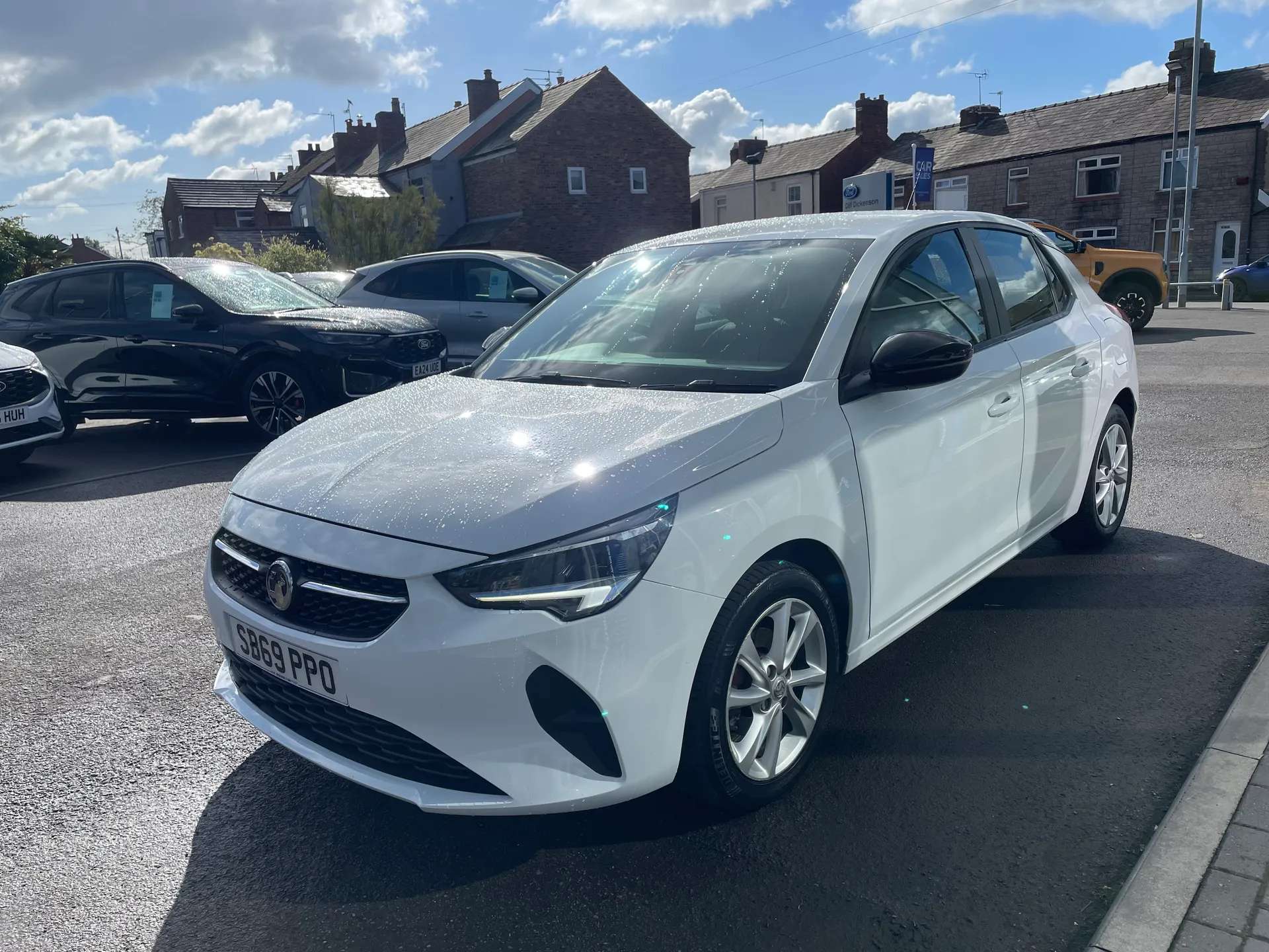 A 2019 VAUXHALL CORSA 1.2 SE 5dr A 2019 VAUXHALL CORSA 1.2 SE 5dr