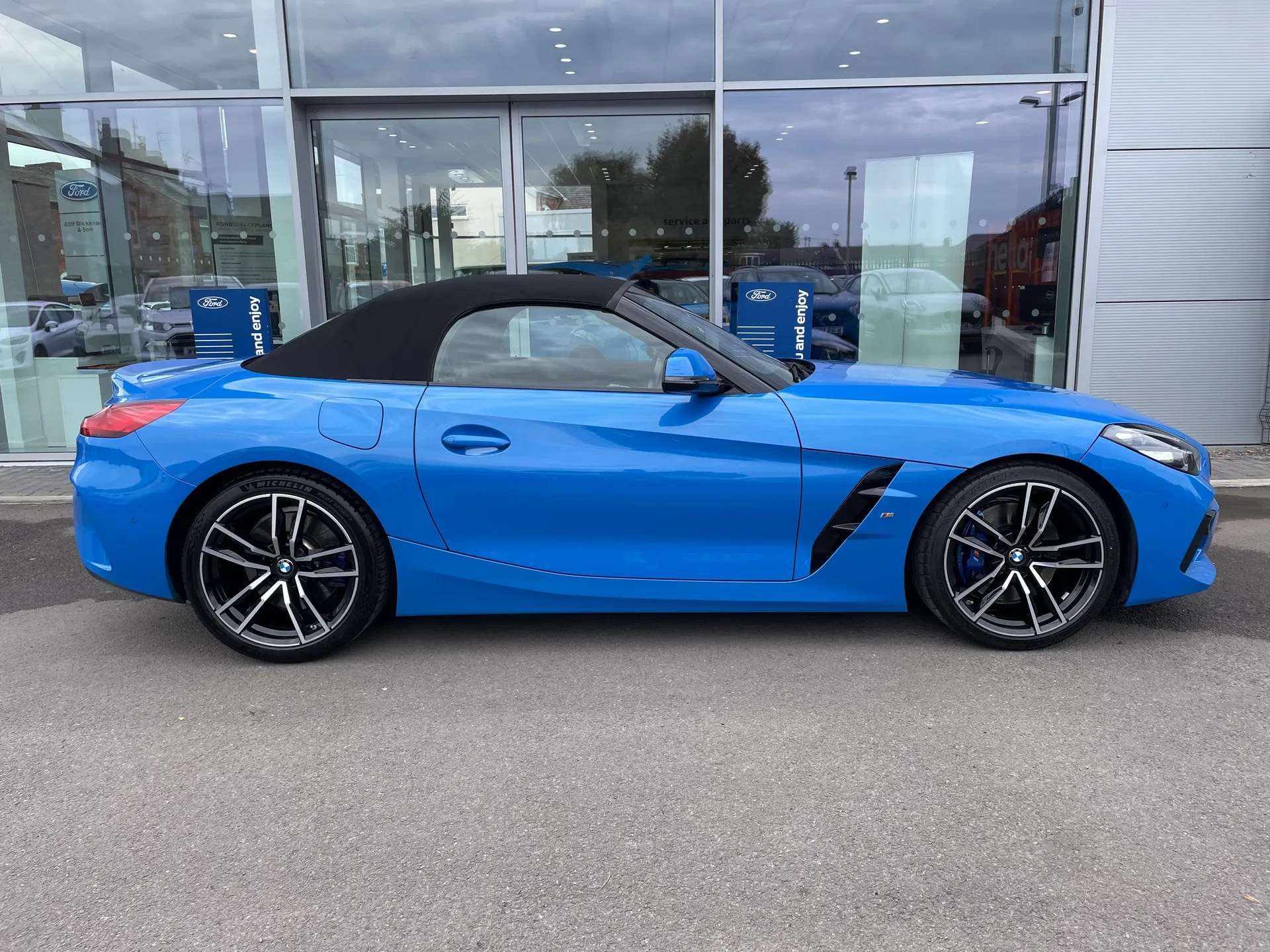 2022 BMW Z4 2022 BMW Z4