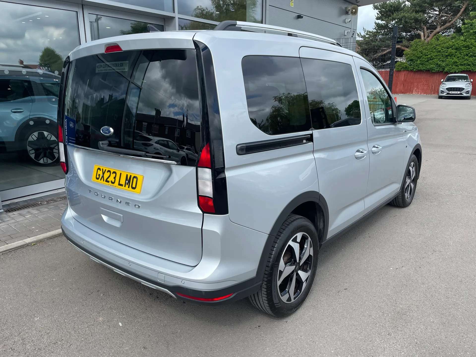 A 2023 FORD TOURNEO CONNECT 1.5 EcoBoost Active 5dr A 2023 FORD TOURNEO CONNECT 1.5 EcoBoost Active 5dr