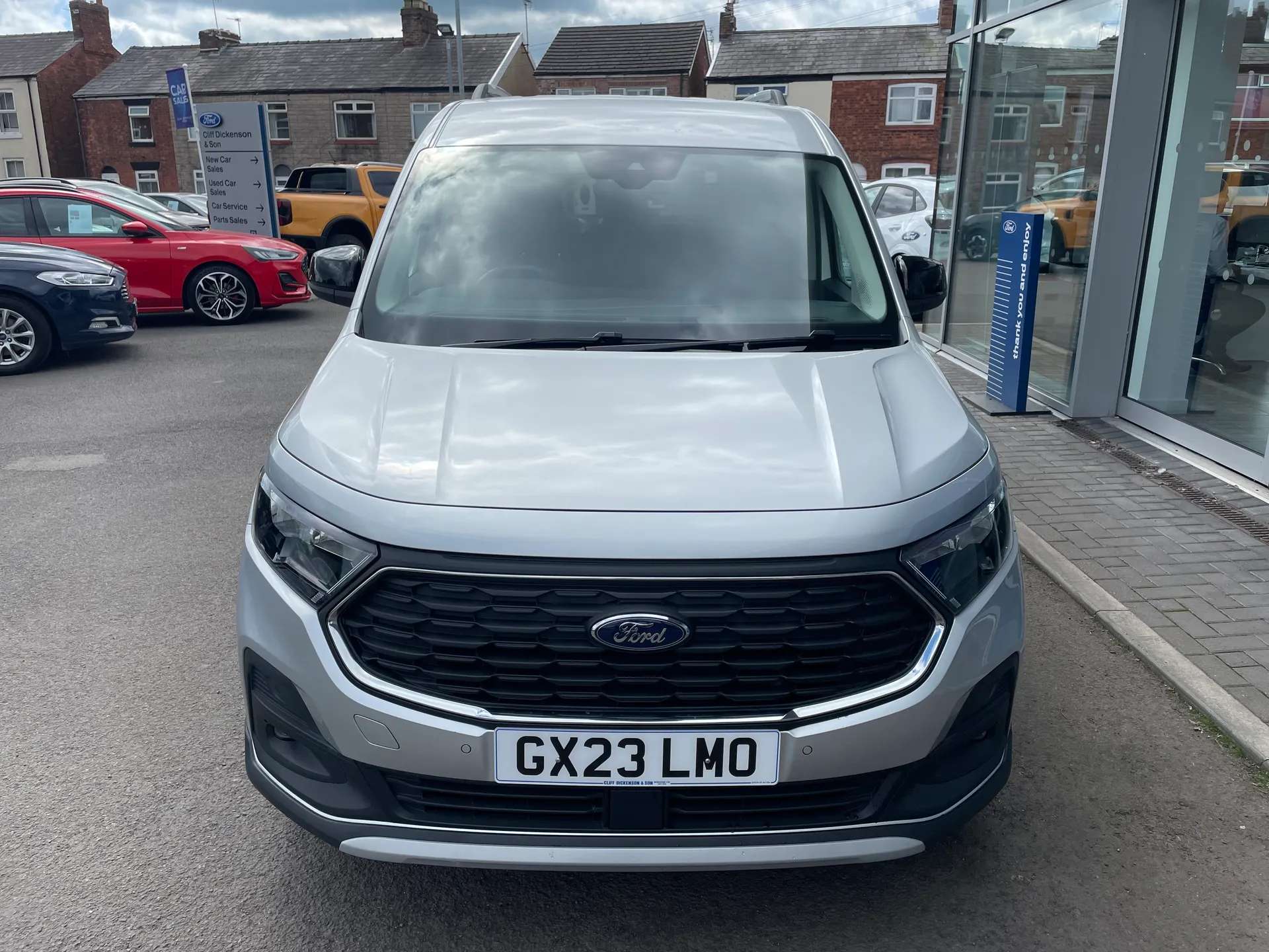 A 2023 FORD TOURNEO CONNECT 1.5 EcoBoost Active 5dr A 2023 FORD TOURNEO CONNECT 1.5 EcoBoost Active 5dr