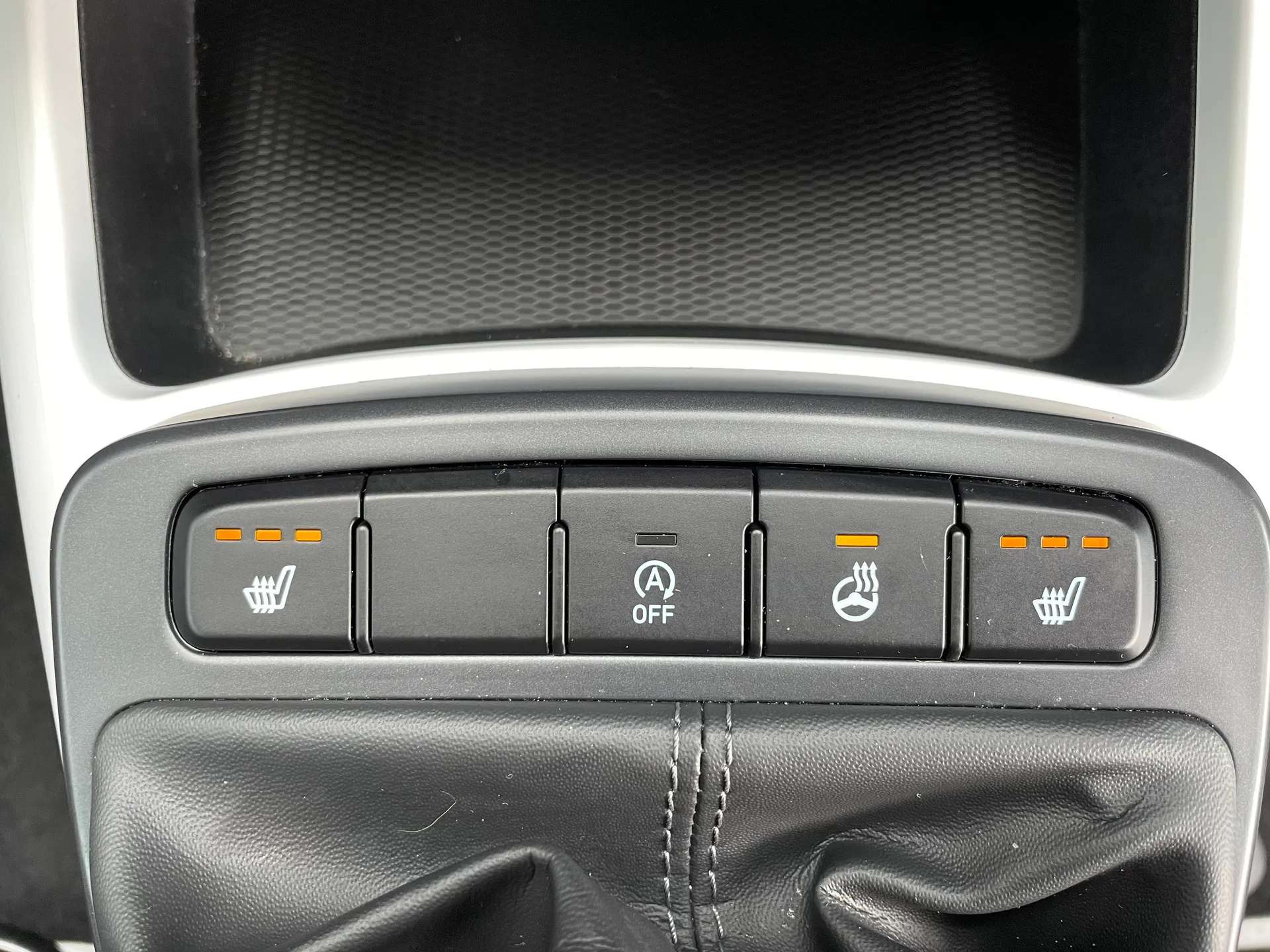 2023 HYUNDAI I10 2023 HYUNDAI I10