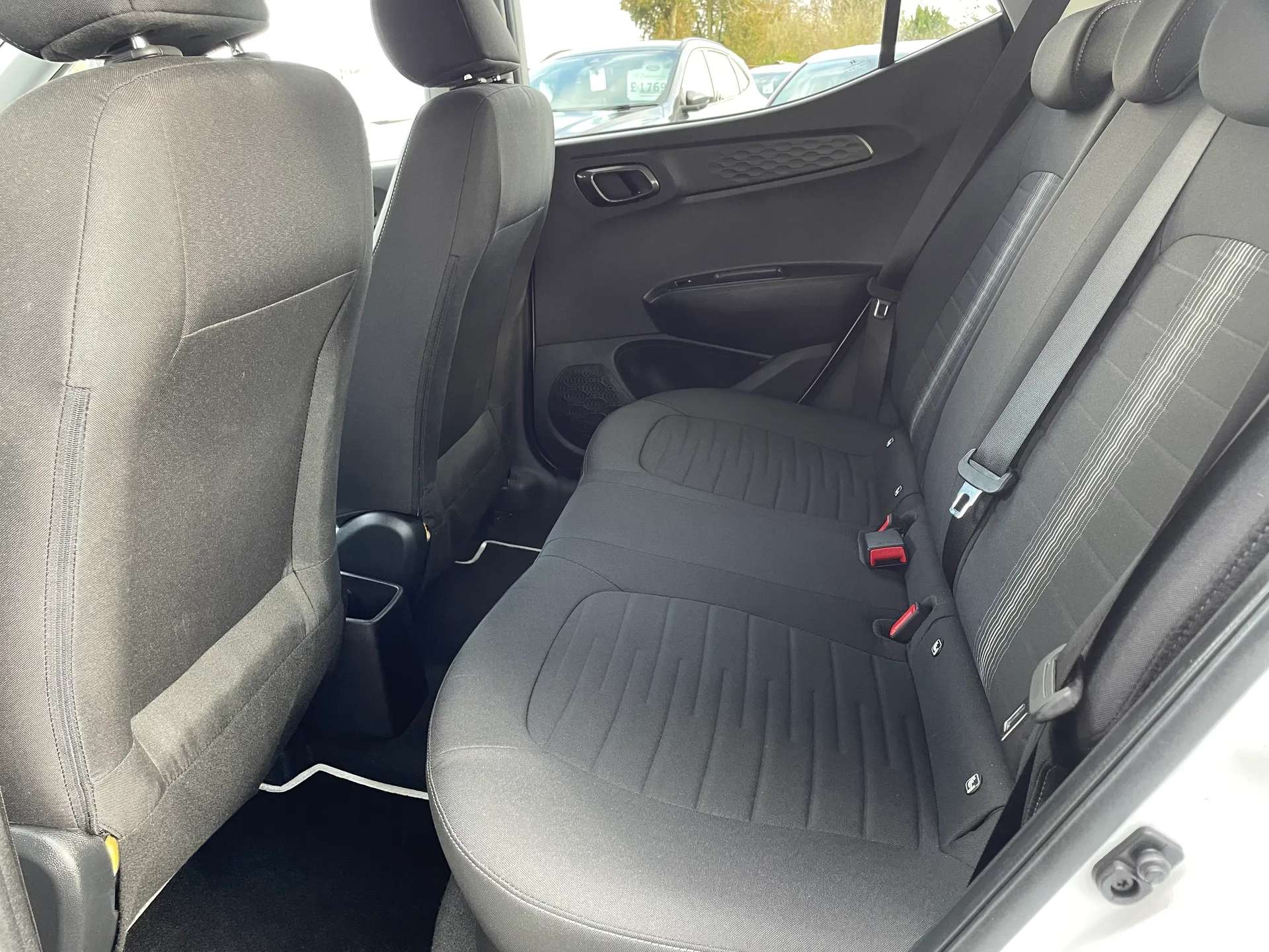 2023 HYUNDAI I10 2023 HYUNDAI I10