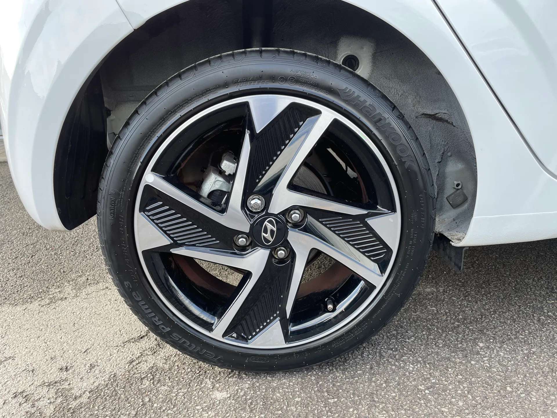 2023 HYUNDAI I10 2023 HYUNDAI I10