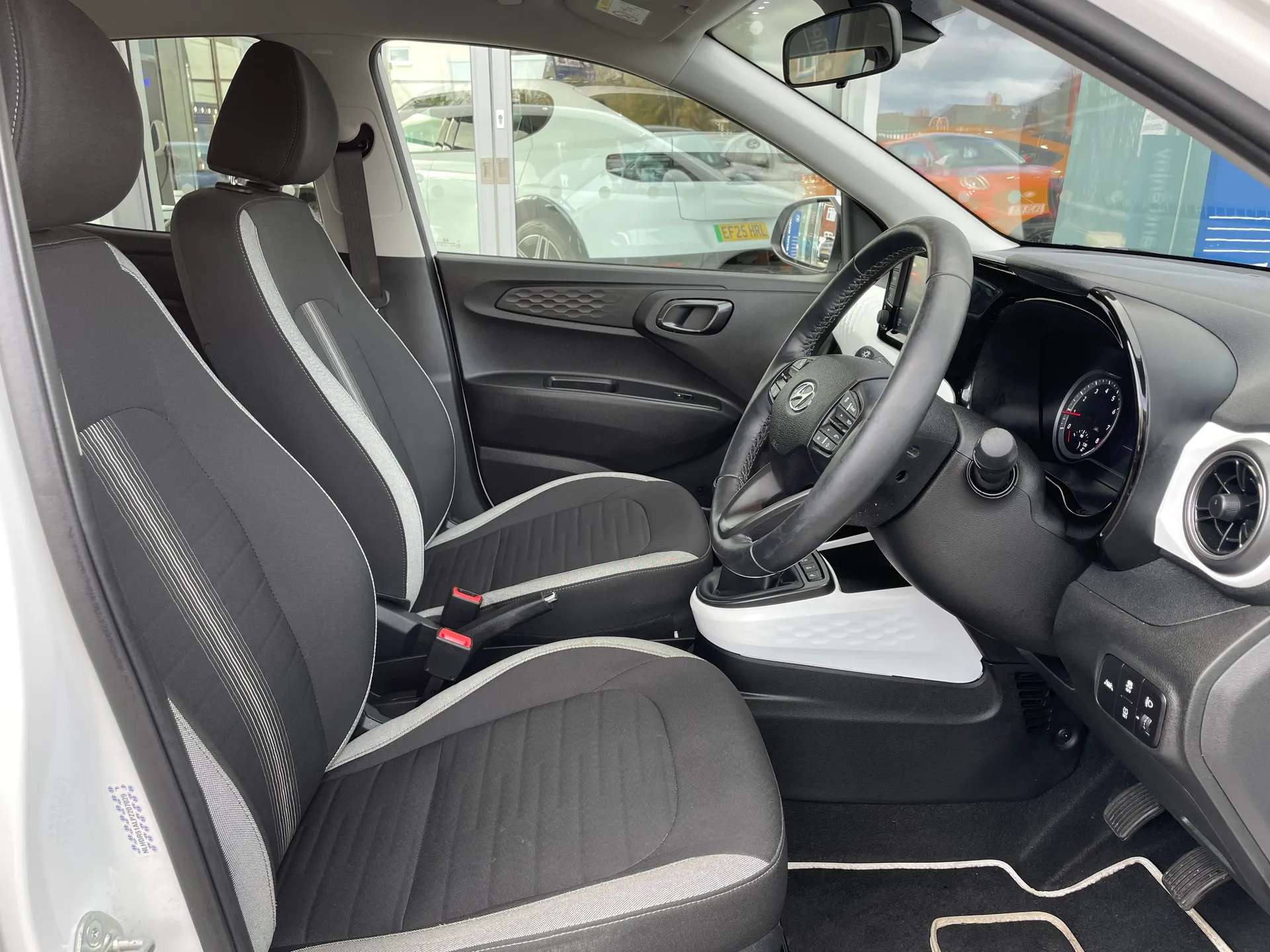 2023 HYUNDAI I10 2023 HYUNDAI I10