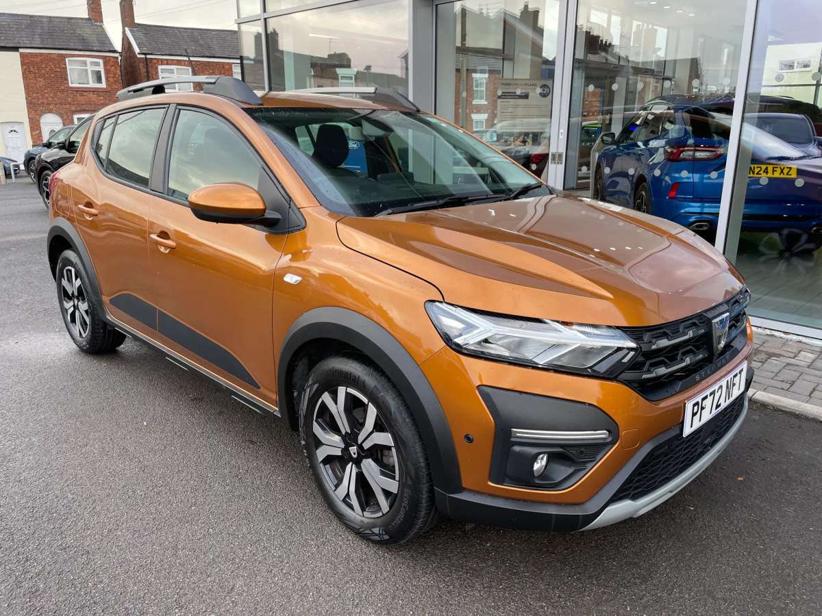 Check out this Dacia Sandero Stepway 2023 Bi Fuel Manual