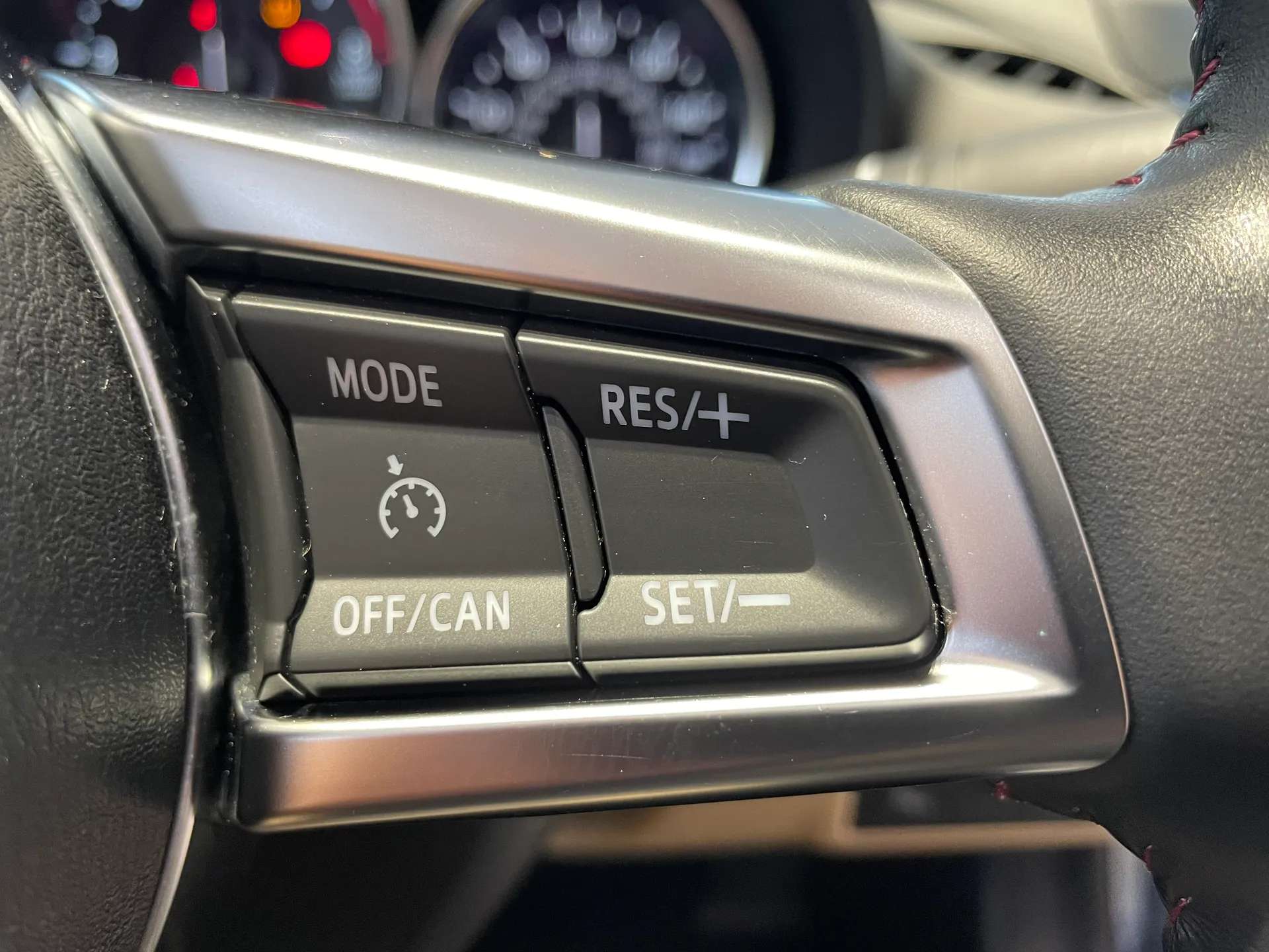 2017 MAZDA MX-5 2017 MAZDA MX-5