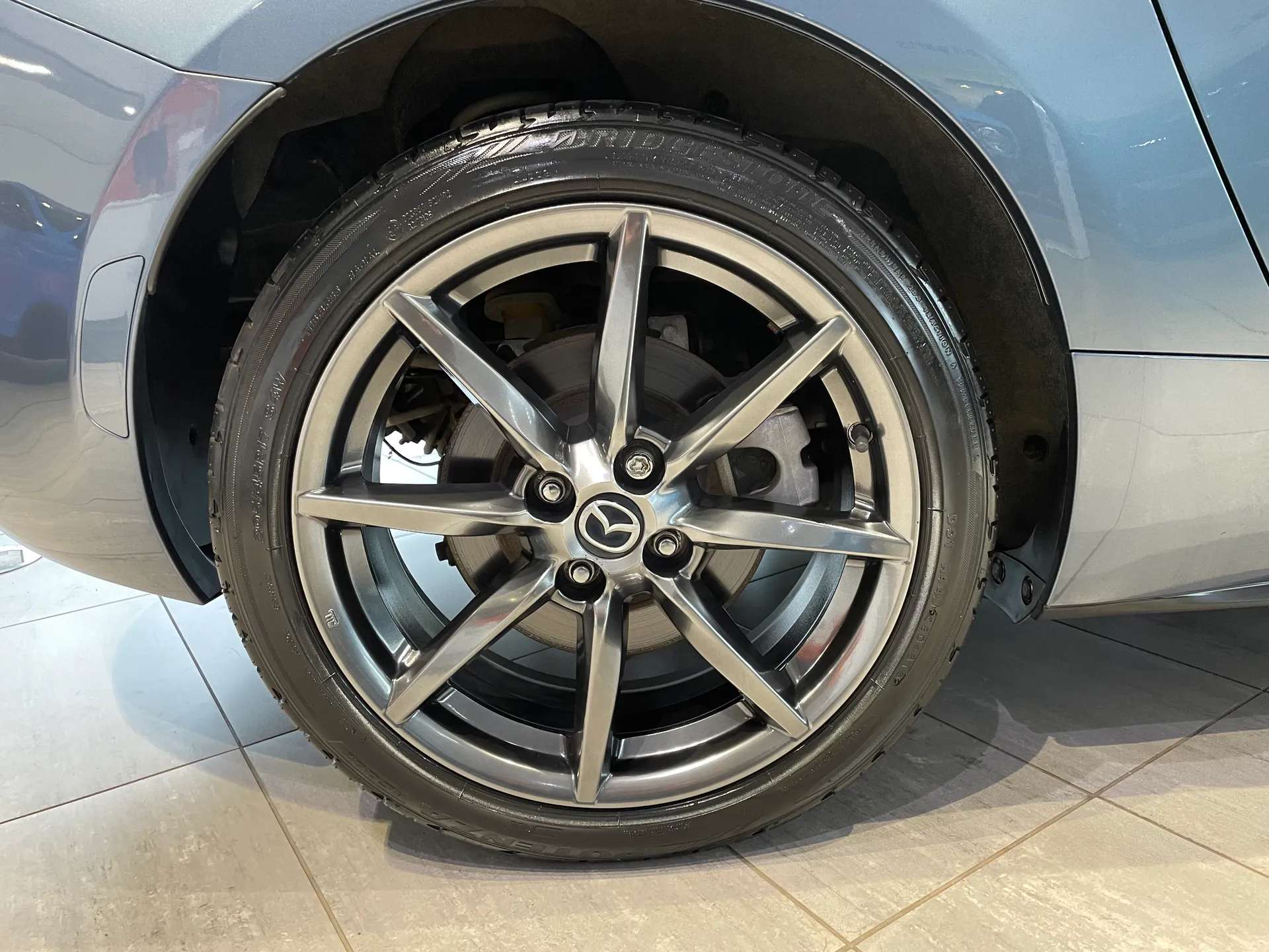 2017 MAZDA MX-5 2017 MAZDA MX-5