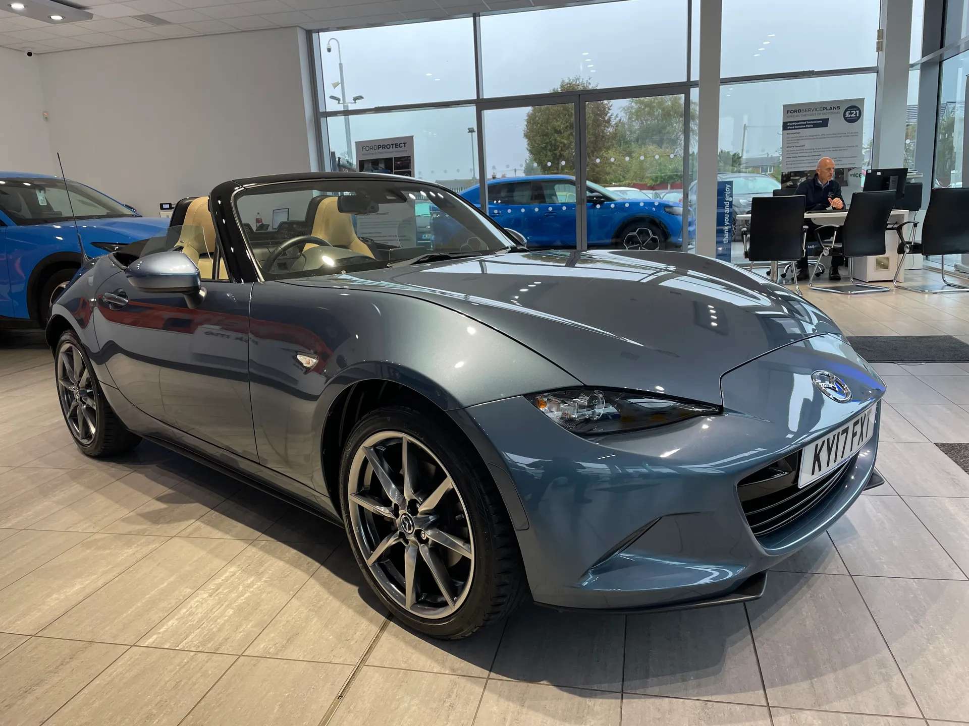 A 2017 MAZDA MX-5 2.0 Sport Nav 2dr A 2017 MAZDA MX-5 2.0 Sport Nav 2dr