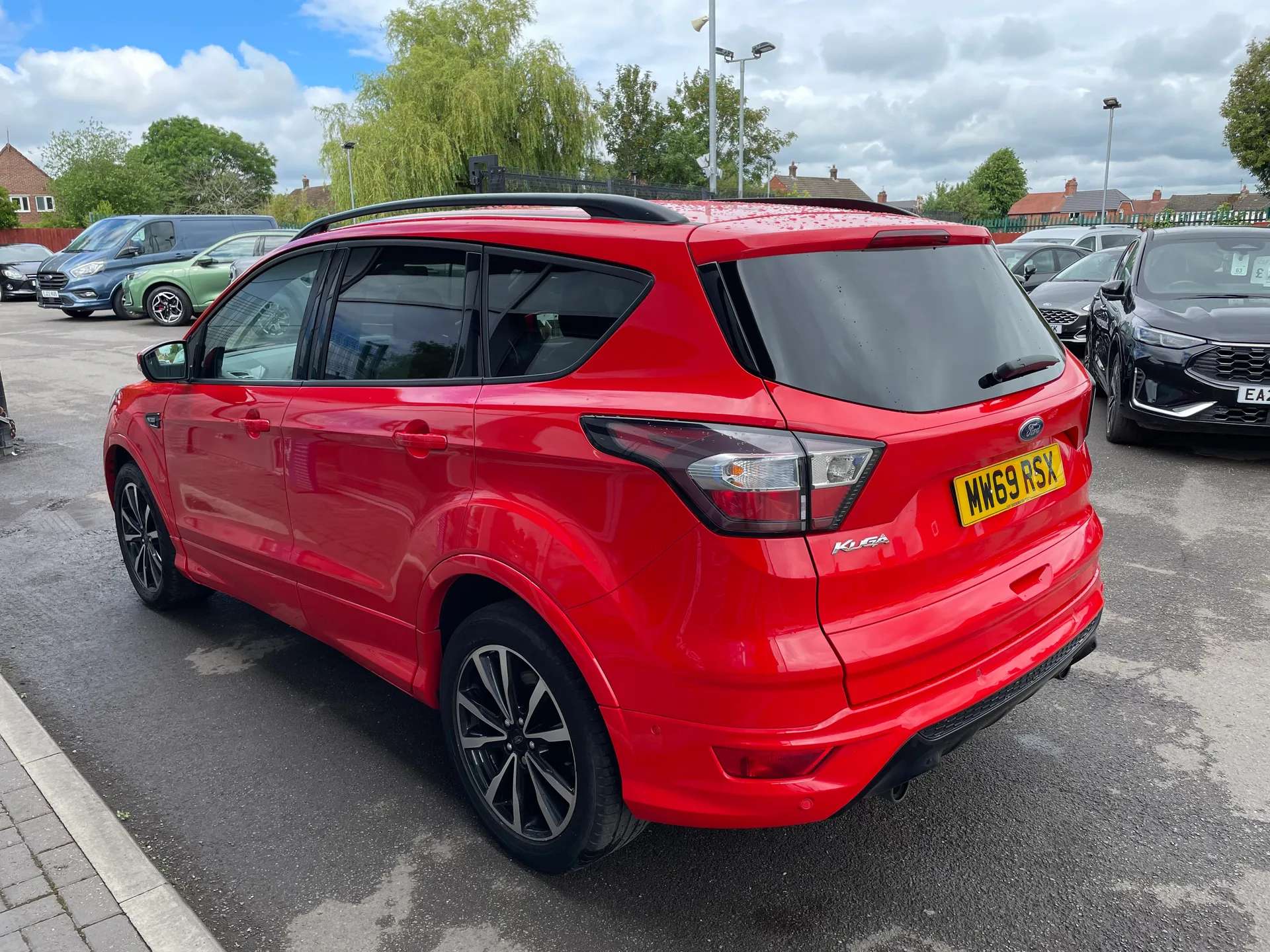 A 2019 FORD KUGA 1.5 EcoBoost ST-Line 5dr 2WD A 2019 FORD KUGA 1.5 EcoBoost ST-Line 5dr 2WD
