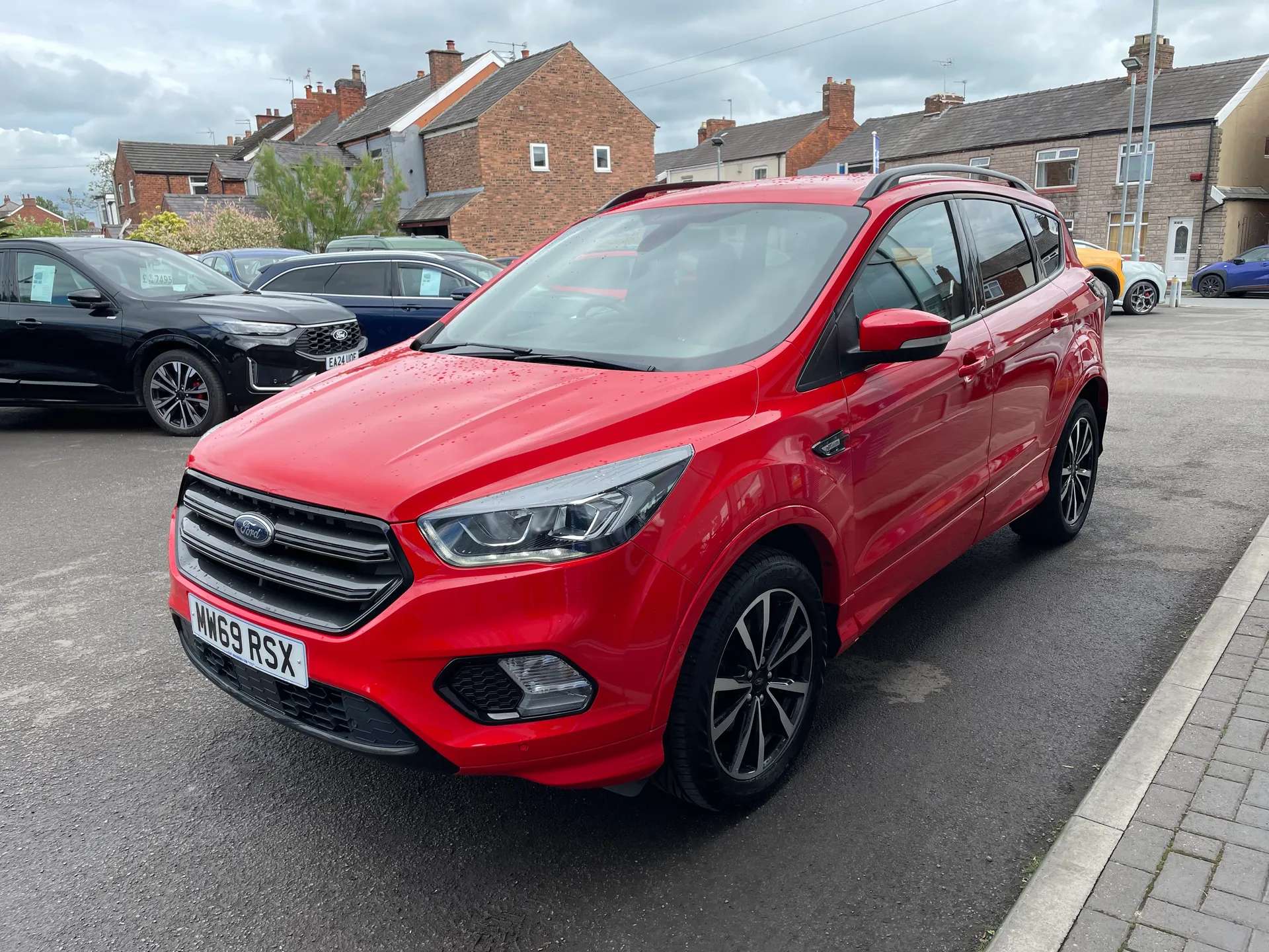 A 2019 FORD KUGA 1.5 EcoBoost ST-Line 5dr 2WD A 2019 FORD KUGA 1.5 EcoBoost ST-Line 5dr 2WD