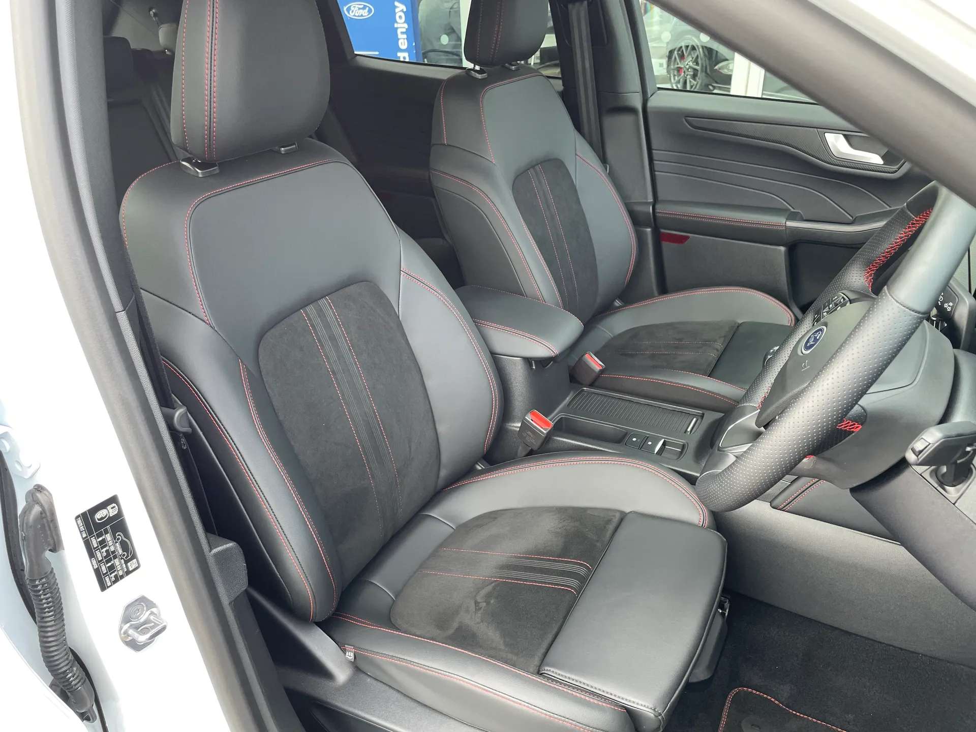 2025 FORD KUGA 2025 FORD KUGA