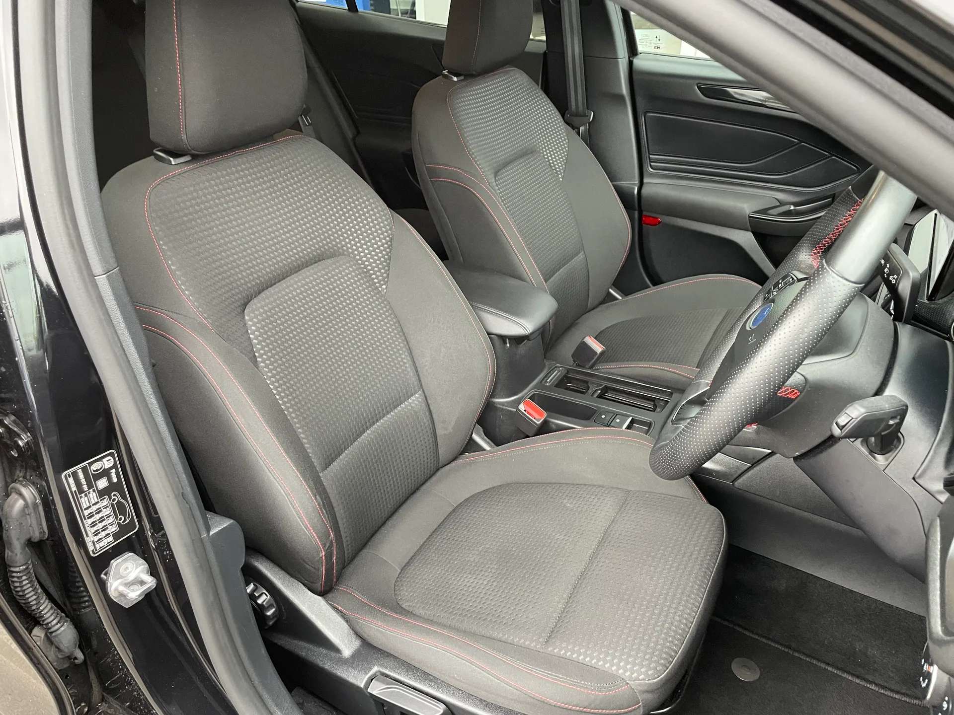 2022 FORD FOCUS 2022 FORD FOCUS