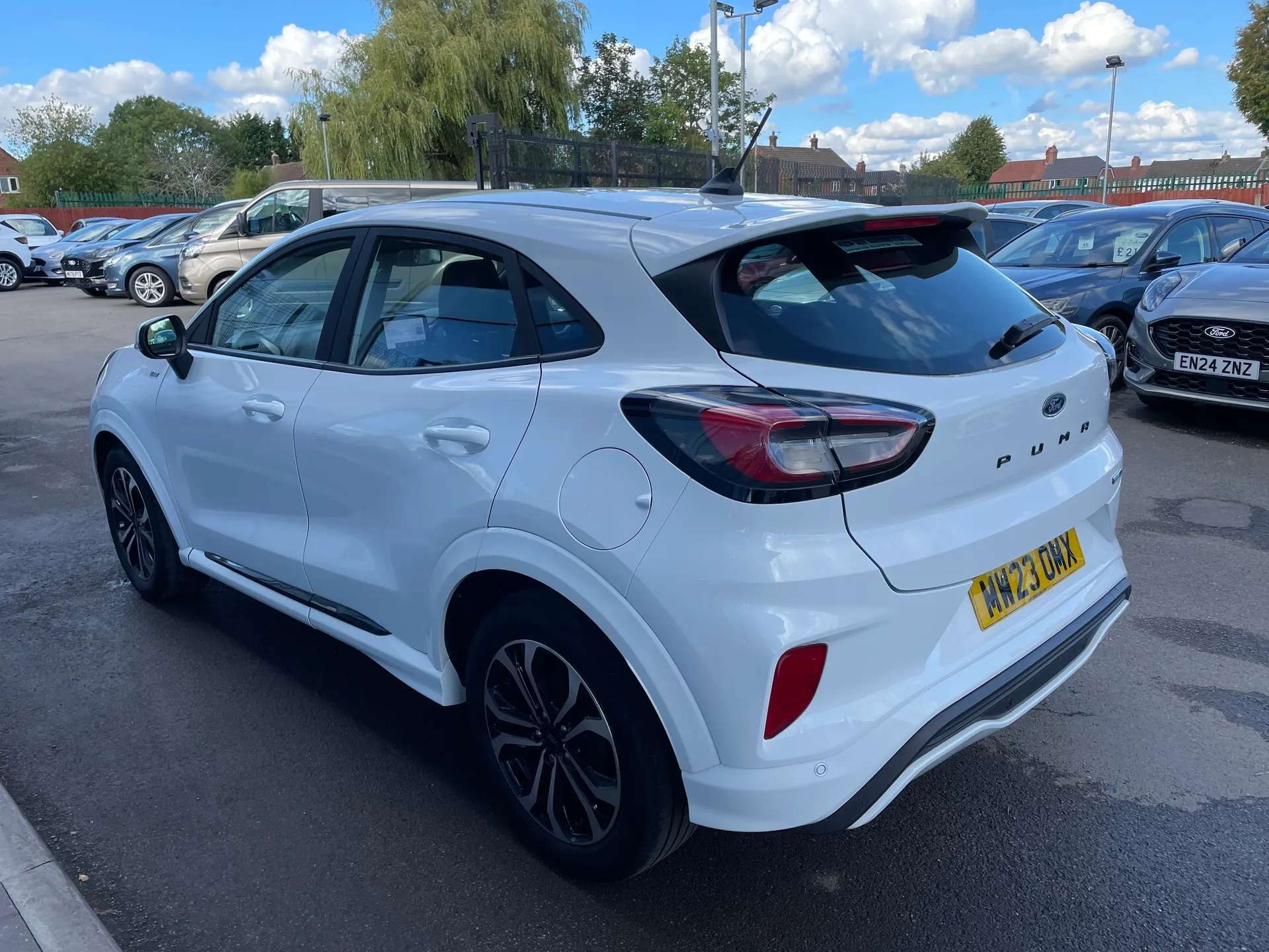 A 2023 FORD PUMA 1.0 EcoBoost Hybrid mHEV ST-Line 5dr A 2023 FORD PUMA 1.0 EcoBoost Hybrid mHEV ST-Line 5dr