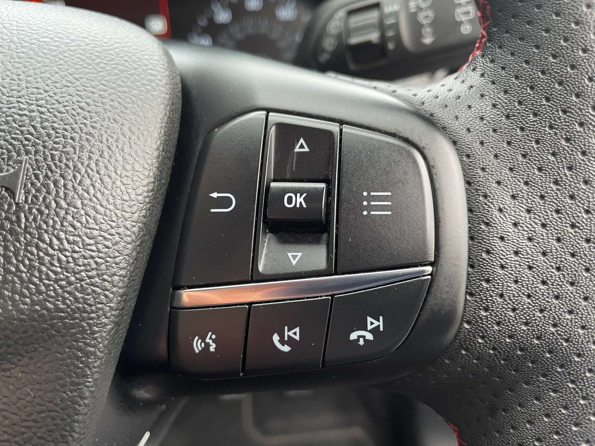 2023 FORD FOCUS 2023 FORD FOCUS