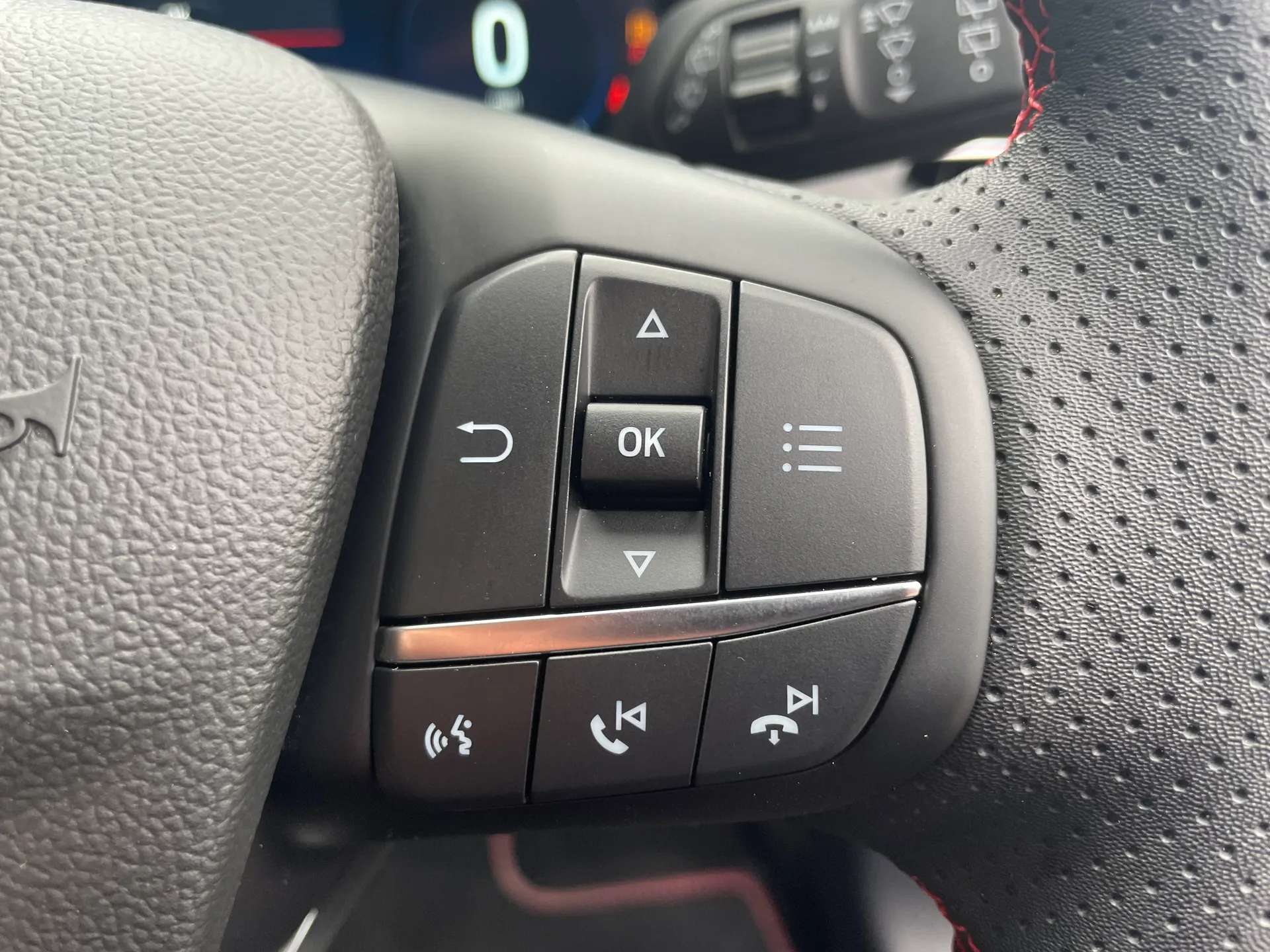 2025 FORD FOCUS 2025 FORD FOCUS