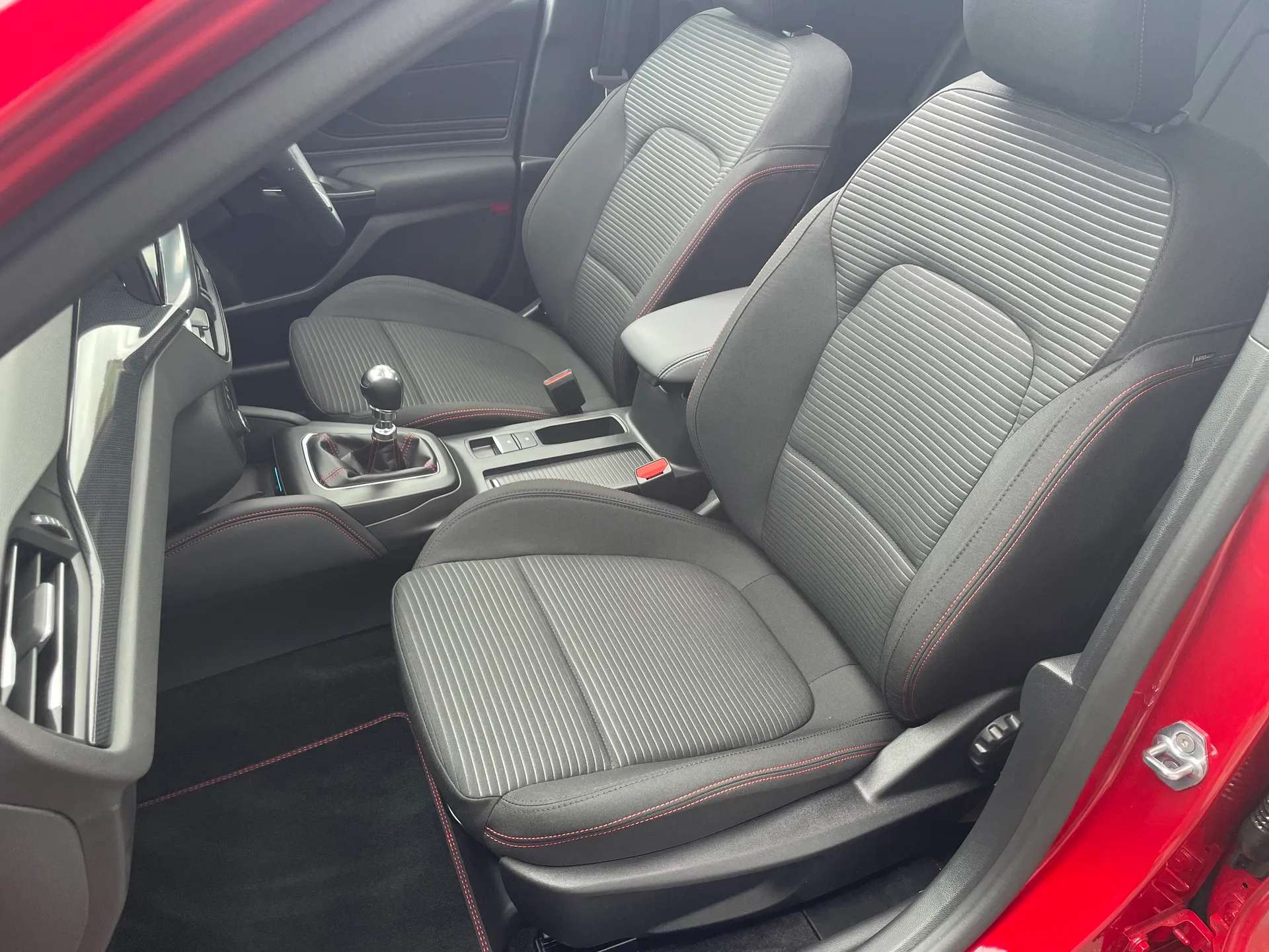 2025 FORD FOCUS 2025 FORD FOCUS