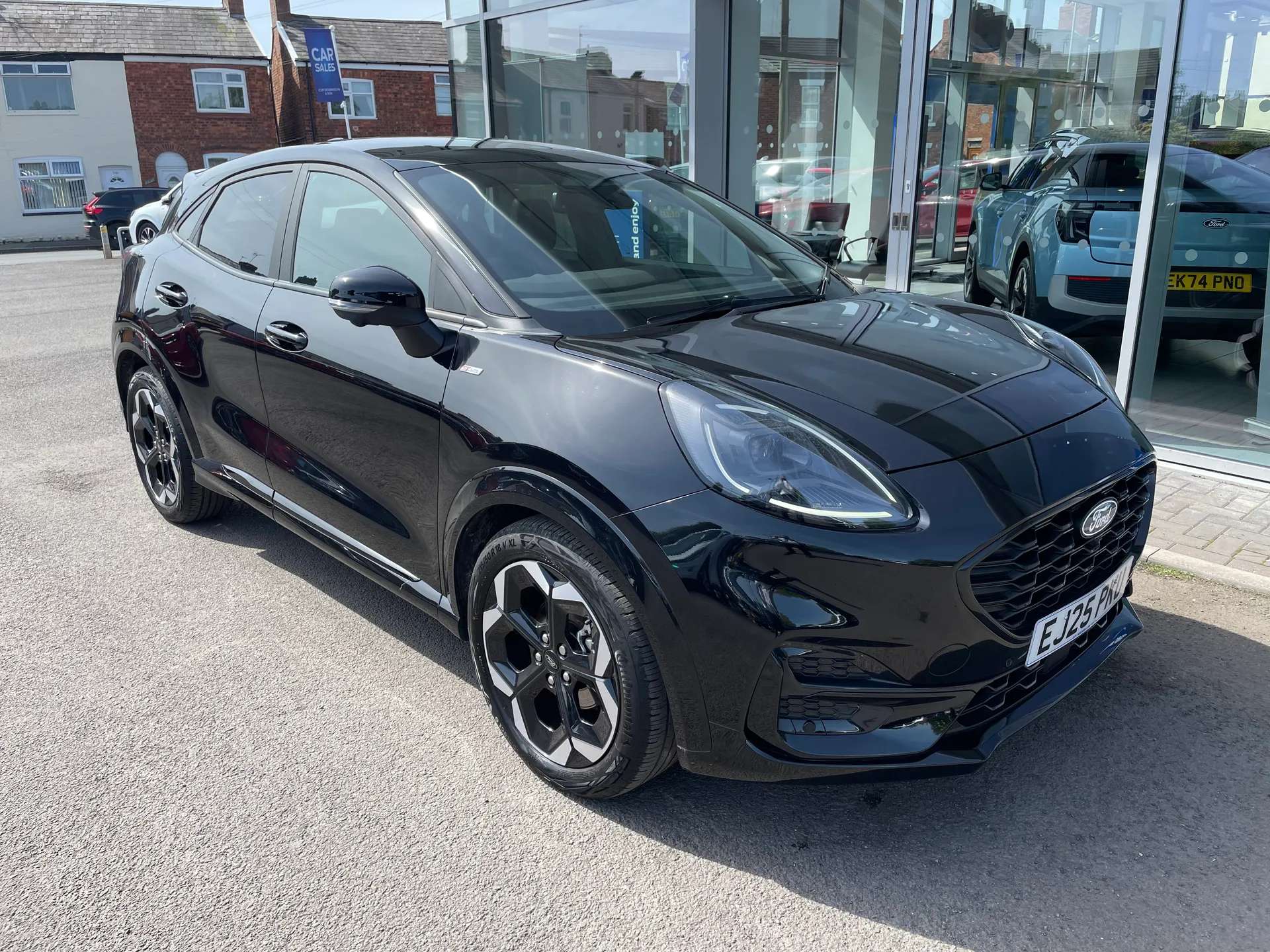 A 2025 FORD PUMA 1.0 EcoBoost Hybrid mHEV ST-Line X 5dr A 2025 FORD PUMA 1.0 EcoBoost Hybrid mHEV ST-Line X 5dr