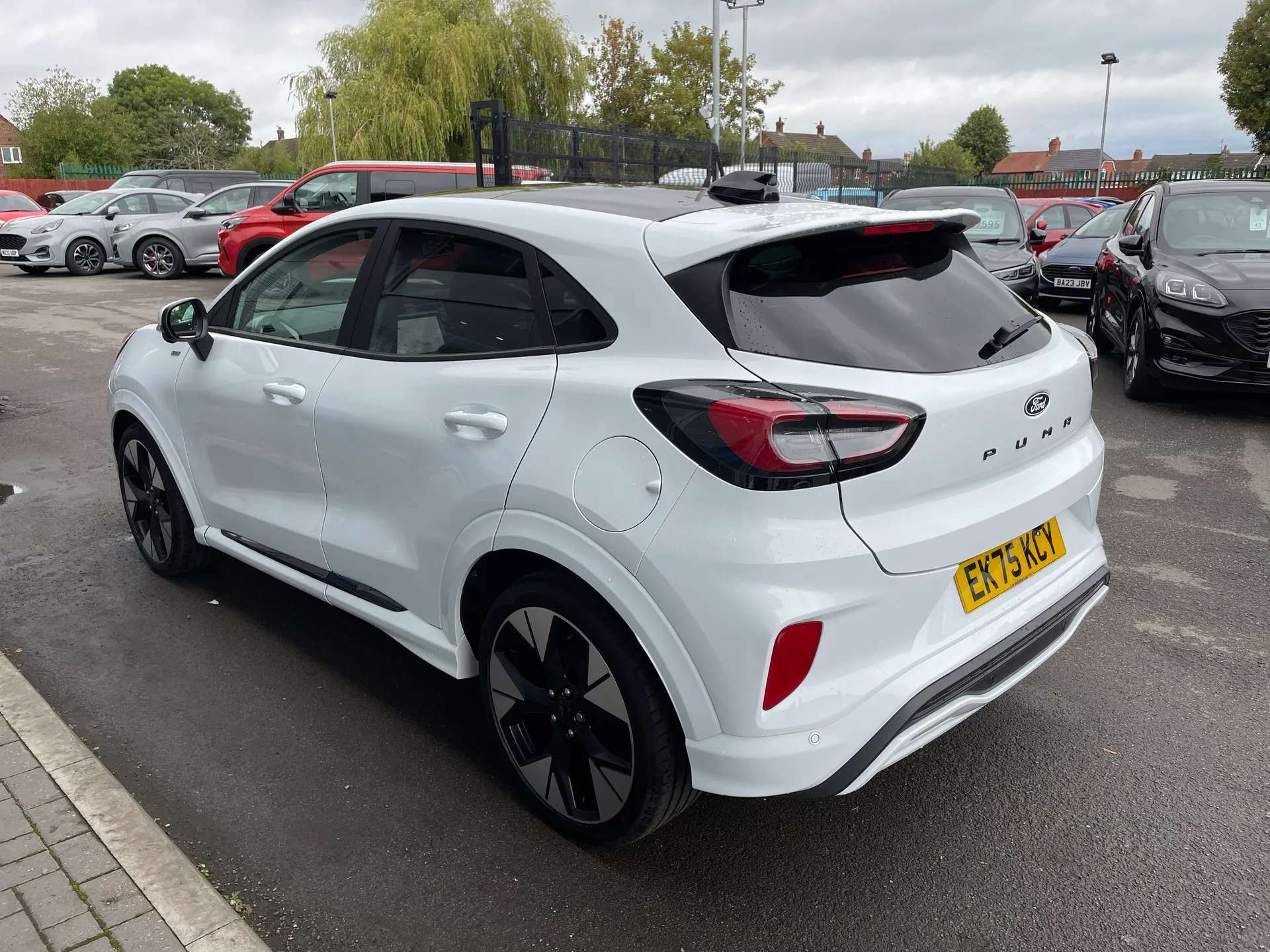 A 2025 FORD PUMA 1.0 EcoBoost Hybrid mHEV ST-Line X 5dr A 2025 FORD PUMA 1.0 EcoBoost Hybrid mHEV ST-Line X 5dr