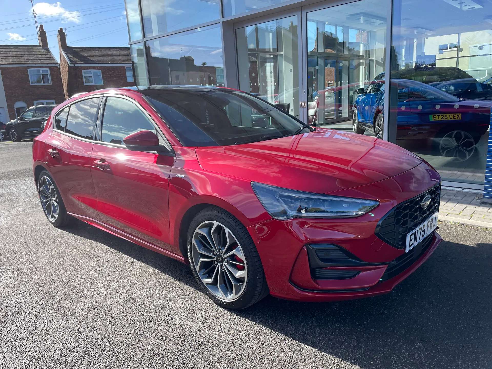 A 2026 FORD FOCUS 1.0 EcoBoost Hybrid mHEV ST-Line X 5dr A 2026 FORD FOCUS 1.0 EcoBoost Hybrid mHEV ST-Line X 5dr