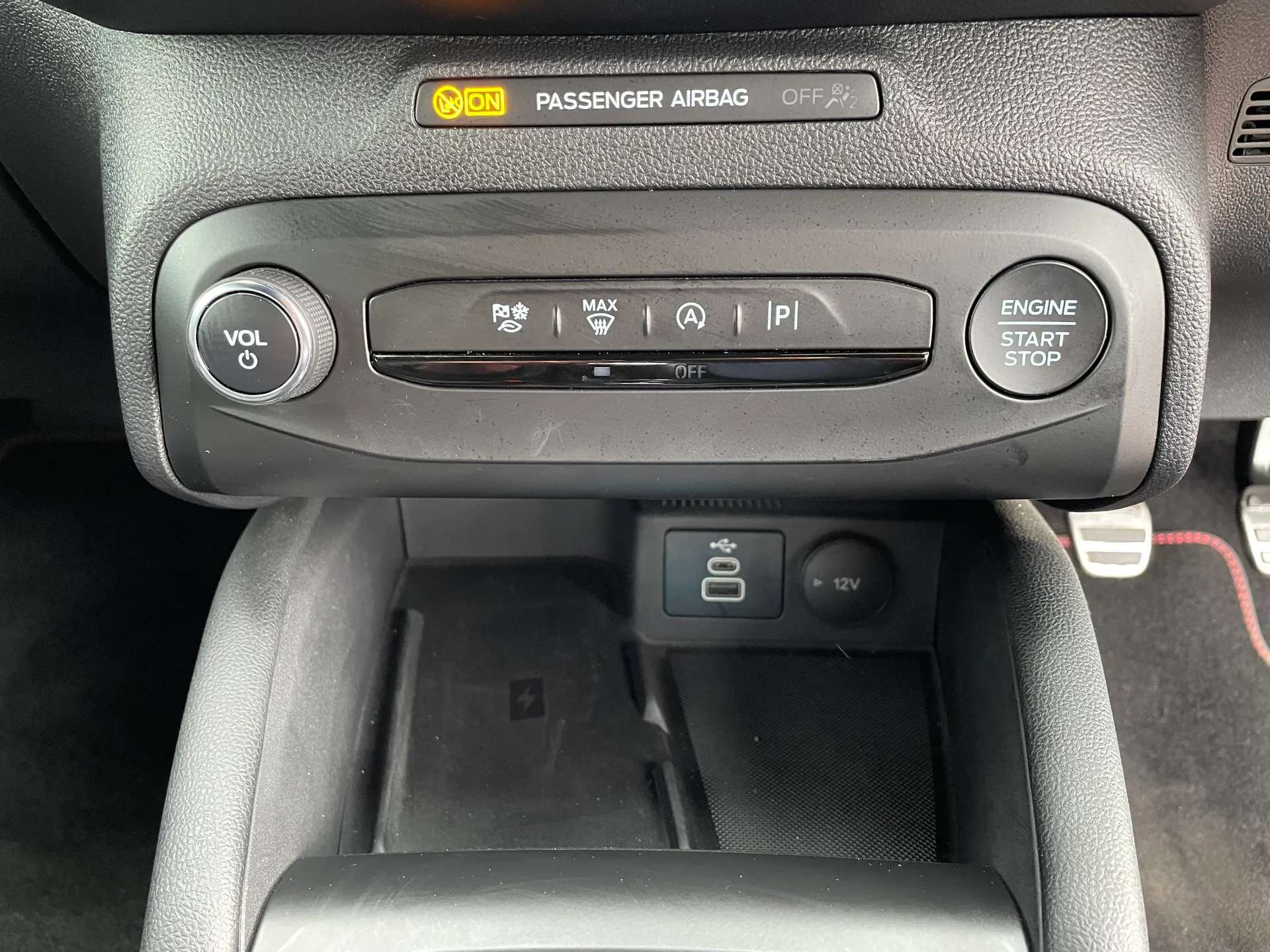 2025 FORD FOCUS 2025 FORD FOCUS