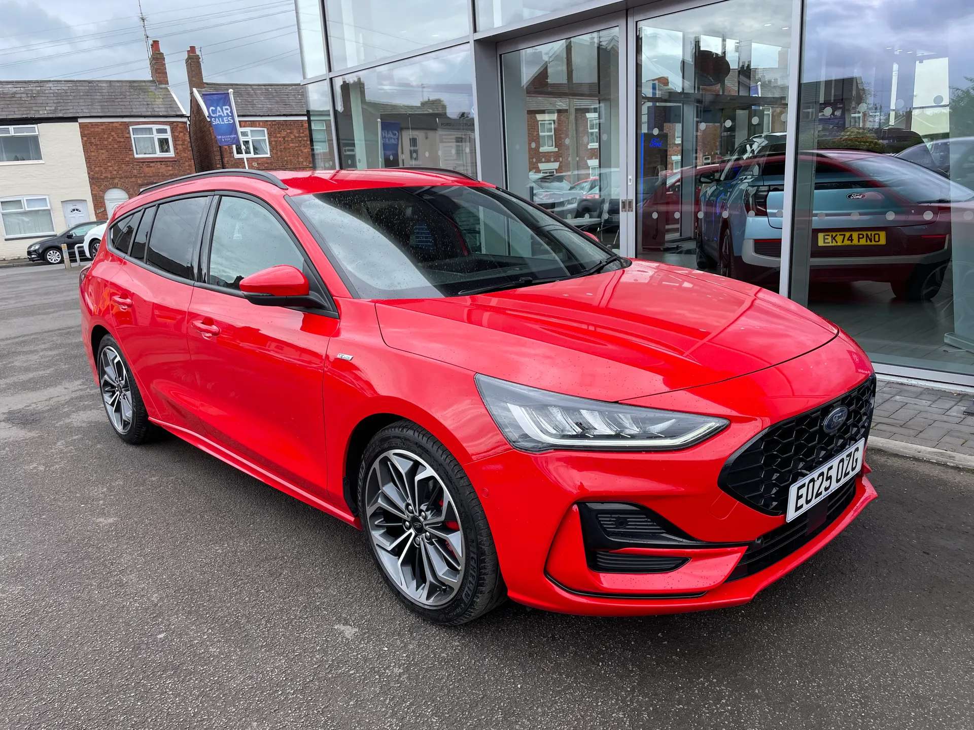 A 2025 FORD FOCUS 1.0 EcoBoost Hybrid mHEV ST-Line X 5dr A 2025 FORD FOCUS 1.0 EcoBoost Hybrid mHEV ST-Line X 5dr