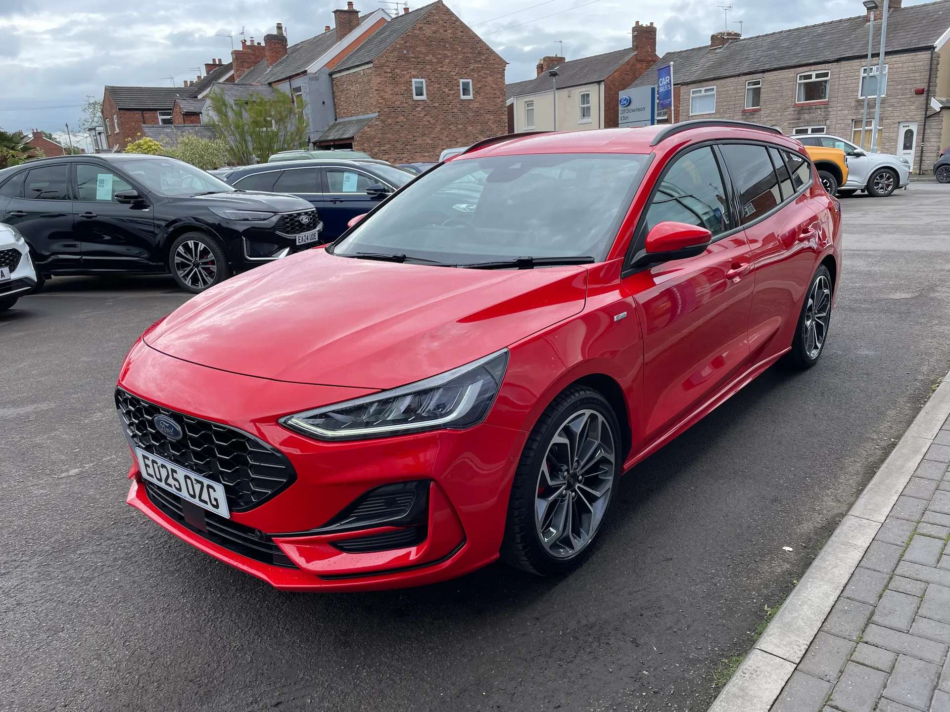 A 2025 FORD FOCUS 1.0 EcoBoost Hybrid mHEV ST-Line X 5dr A 2025 FORD FOCUS 1.0 EcoBoost Hybrid mHEV ST-Line X 5dr