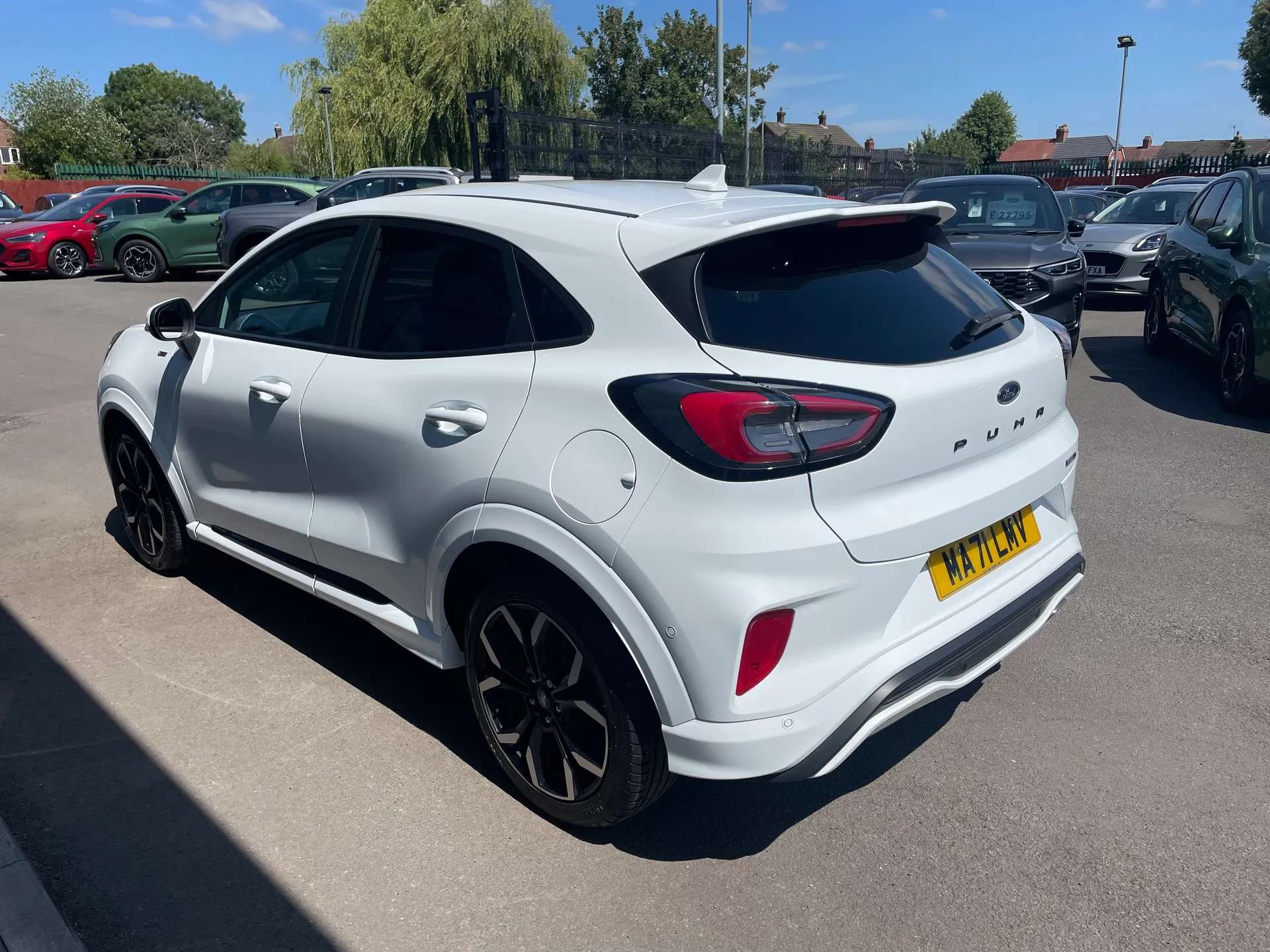 A 2021 FORD PUMA 1.0 EcoBoost Hybrid mHEV ST-Line X 5dr A 2021 FORD PUMA 1.0 EcoBoost Hybrid mHEV ST-Line X 5dr