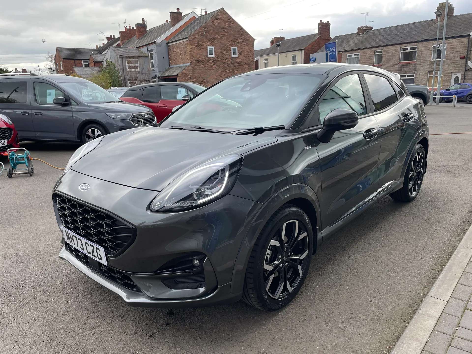 A 2023 FORD PUMA 1.0 EcoBoost Hybrid mHEV ST-Line X 5dr A 2023 FORD PUMA 1.0 EcoBoost Hybrid mHEV ST-Line X 5dr