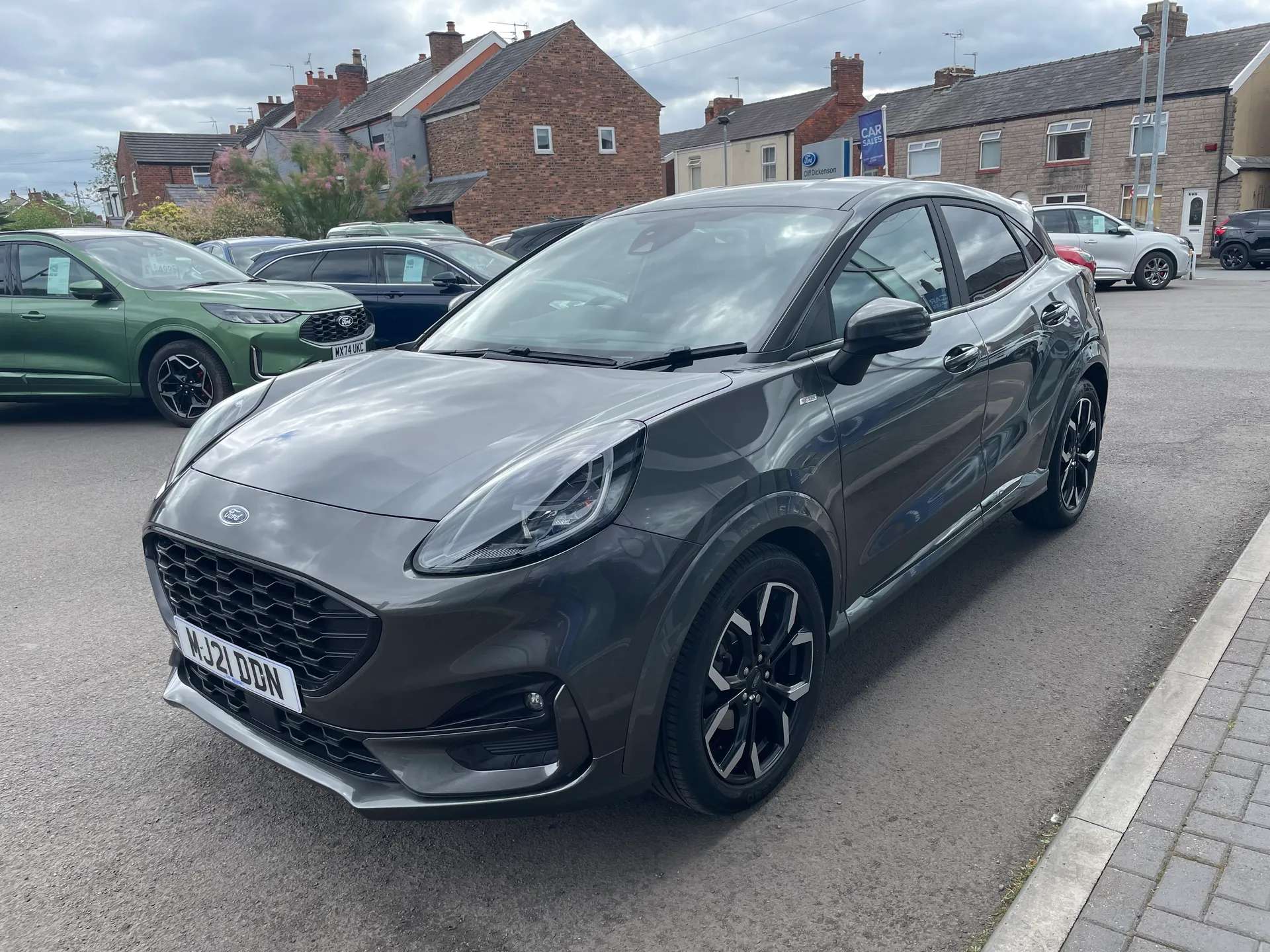 A 2021 FORD PUMA 1.0 EcoBoost Hybrid mHEV 155 ST-Line X 5dr A 2021 FORD PUMA 1.0 EcoBoost Hybrid mHEV 155 ST-Line X 5dr