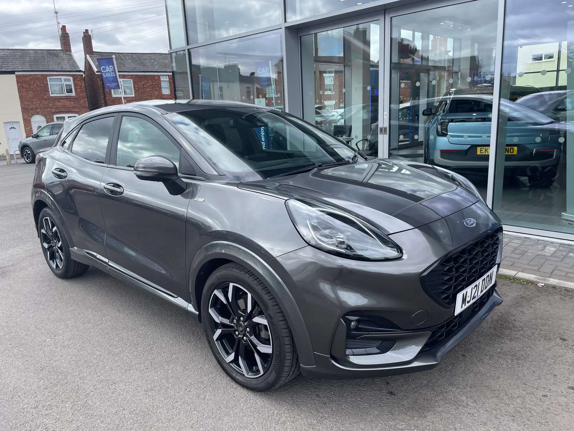 A 2021 FORD PUMA 1.0 EcoBoost Hybrid mHEV 155 ST-Line X 5dr A 2021 FORD PUMA 1.0 EcoBoost Hybrid mHEV 155 ST-Line X 5dr