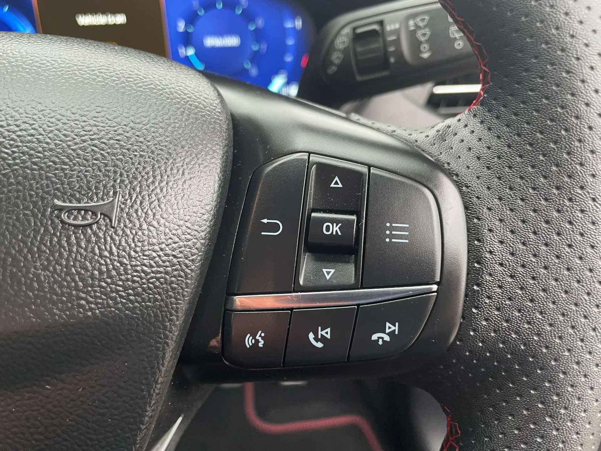 2023 FORD FOCUS 2023 FORD FOCUS