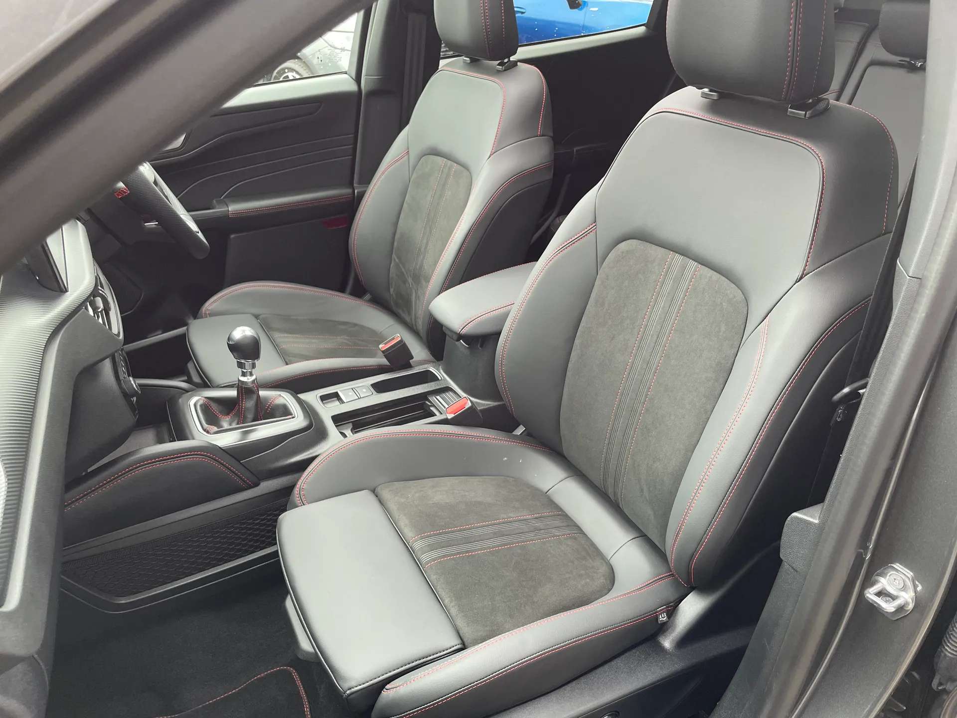2025 FORD KUGA 2025 FORD KUGA