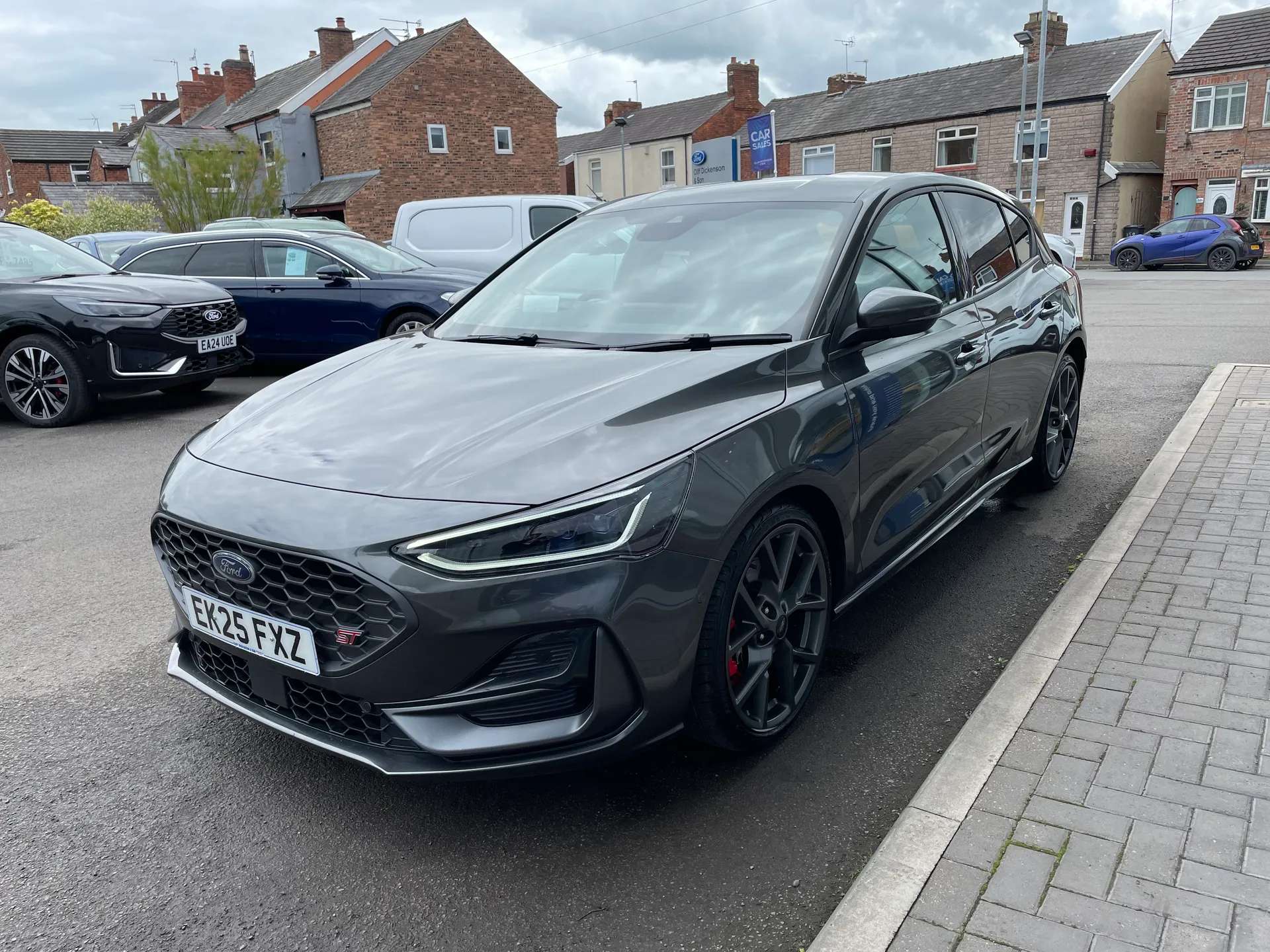 A 2025 FORD FOCUS 2.3 EcoBoost ST 5dr Auto A 2025 FORD FOCUS 2.3 EcoBoost ST 5dr Auto