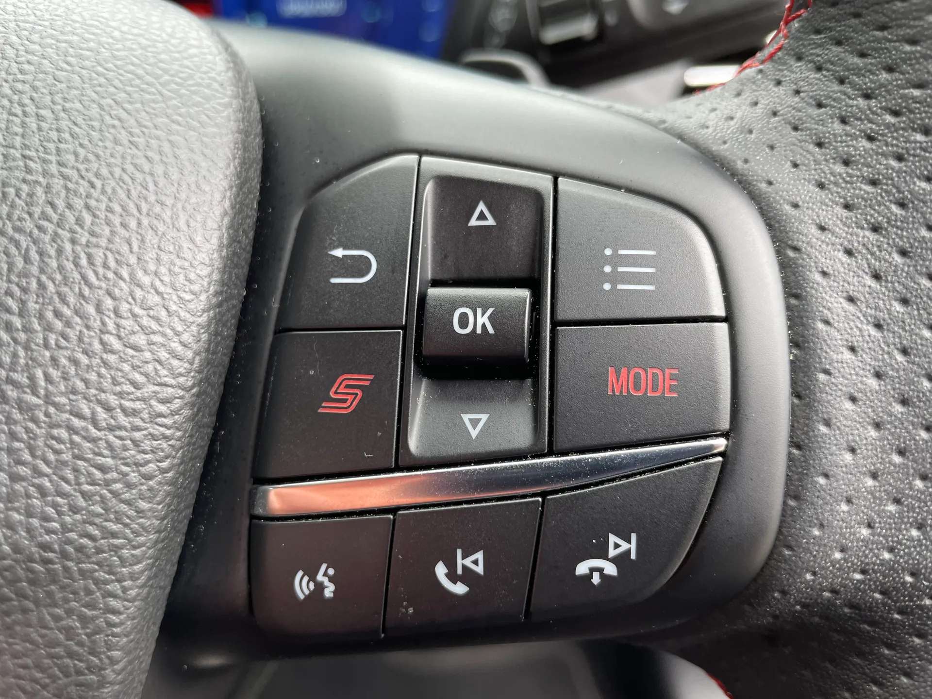2025 FORD FOCUS 2025 FORD FOCUS