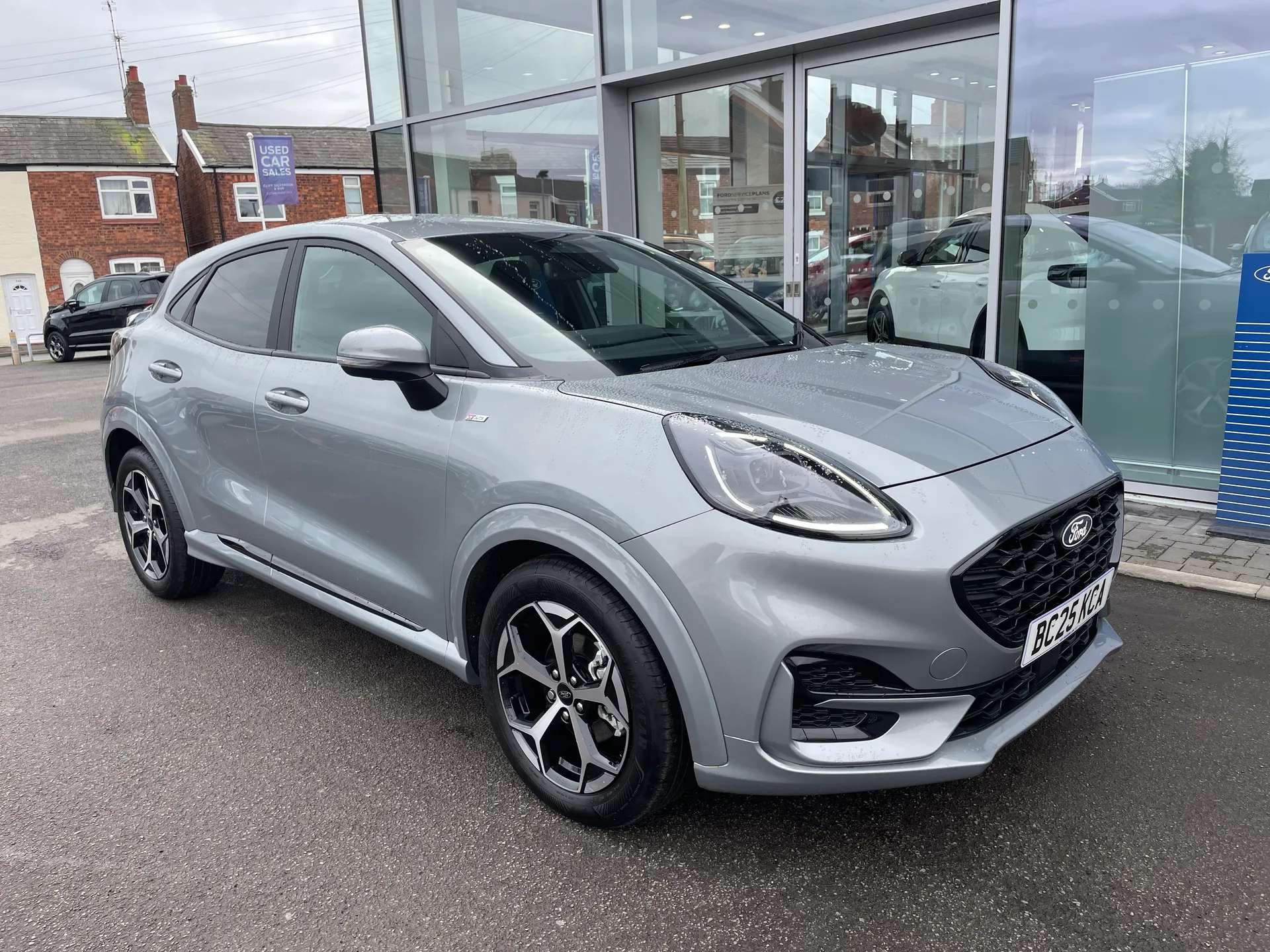 A 2025 FORD PUMA 1.0 EcoBoost Hybrid mHEV ST-Line 5dr DCT A 2025 FORD PUMA 1.0 EcoBoost Hybrid mHEV ST-Line 5dr DCT