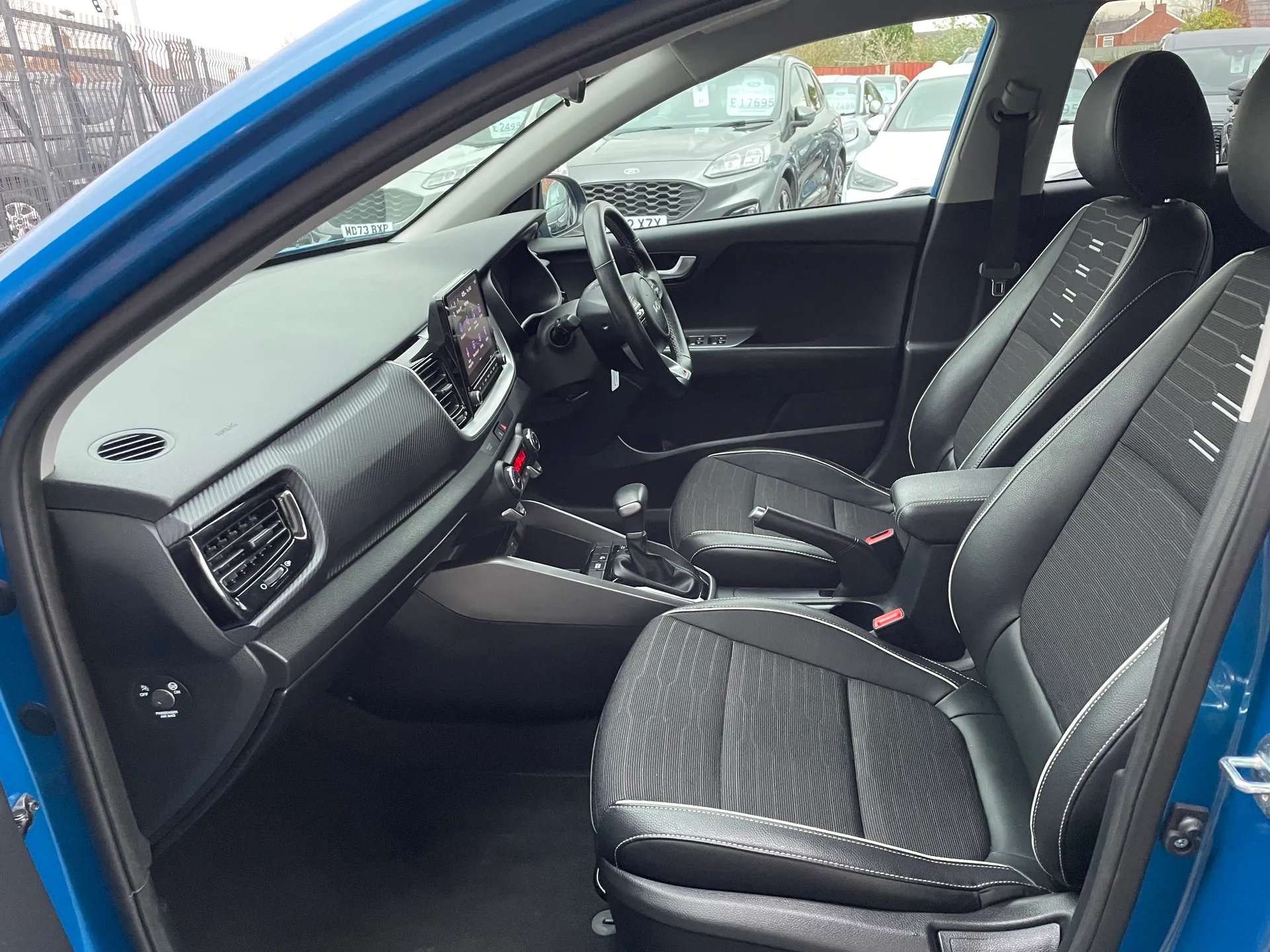 2022 KIA STONIC 2022 KIA STONIC