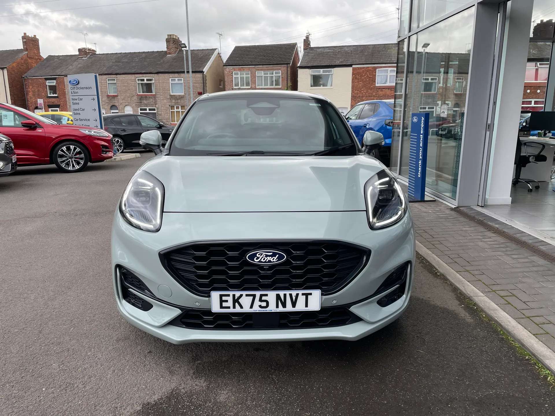 A 2025 FORD PUMA 1.0 EcoBoost Hybrid mHEV ST-Line 5dr DCT A 2025 FORD PUMA 1.0 EcoBoost Hybrid mHEV ST-Line 5dr DCT
