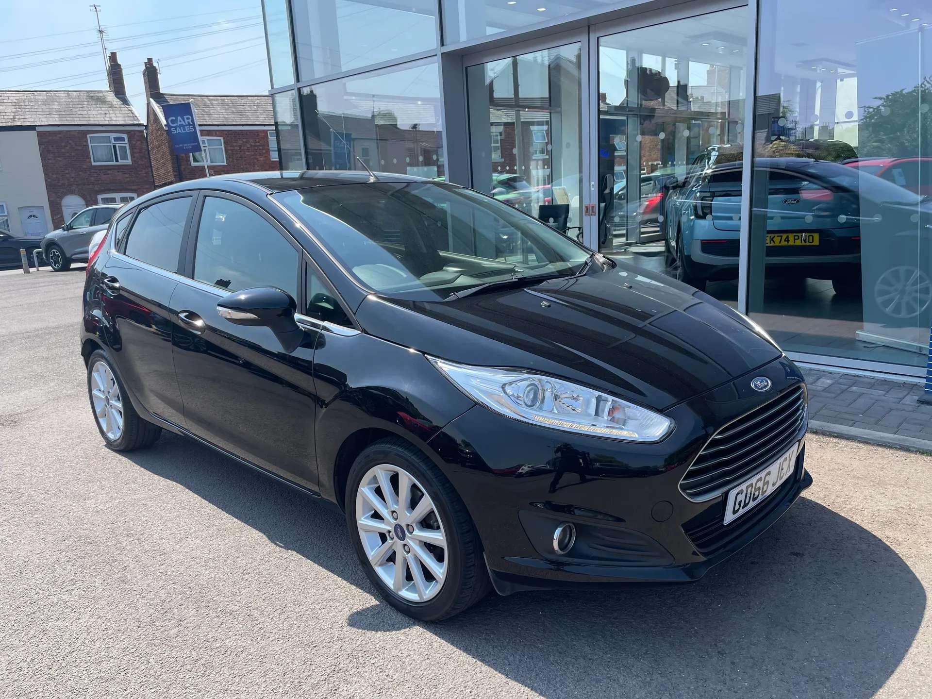 A 2016 FORD FIESTA 1.0 EcoBoost Titanium 5dr A 2016 FORD FIESTA 1.0 EcoBoost Titanium 5dr