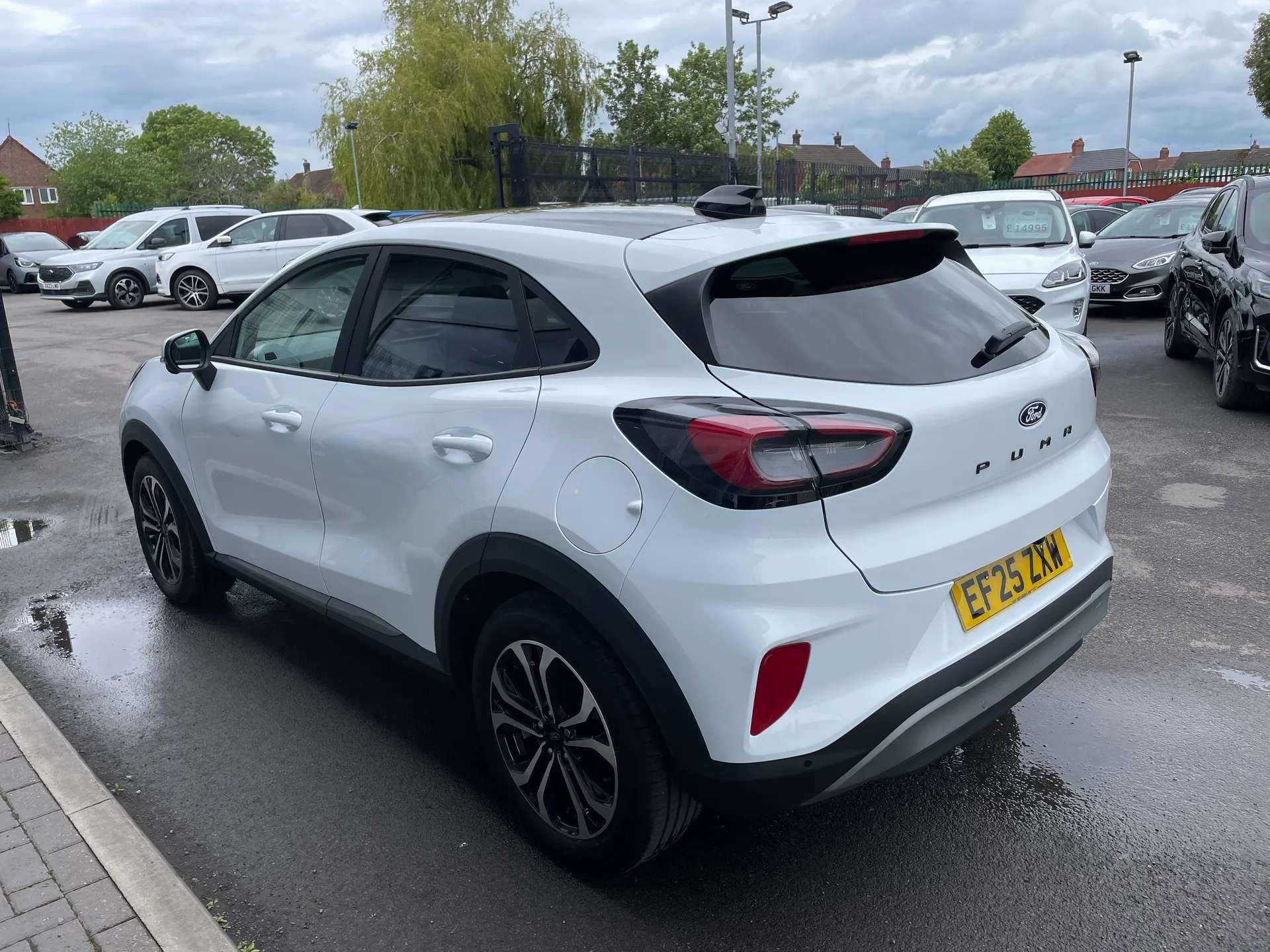 A 2025 FORD PUMA 1.0 EcoBoost Hybrid mHEV Titanium 5dr DCT A 2025 FORD PUMA 1.0 EcoBoost Hybrid mHEV Titanium 5dr DCT