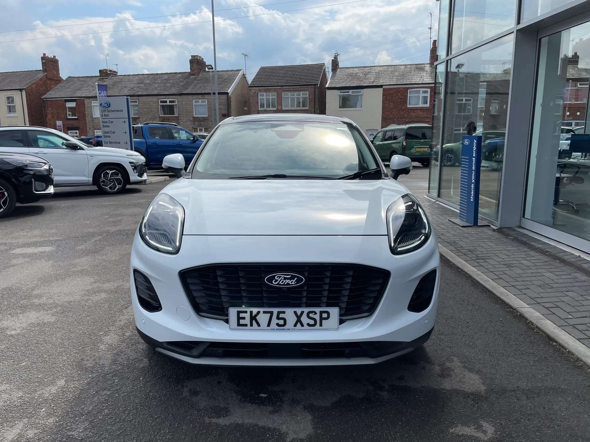 A 2025 FORD PUMA 1.0 EcoBoost Hybrid mHEV Titanium 5dr DCT A 2025 FORD PUMA 1.0 EcoBoost Hybrid mHEV Titanium 5dr DCT