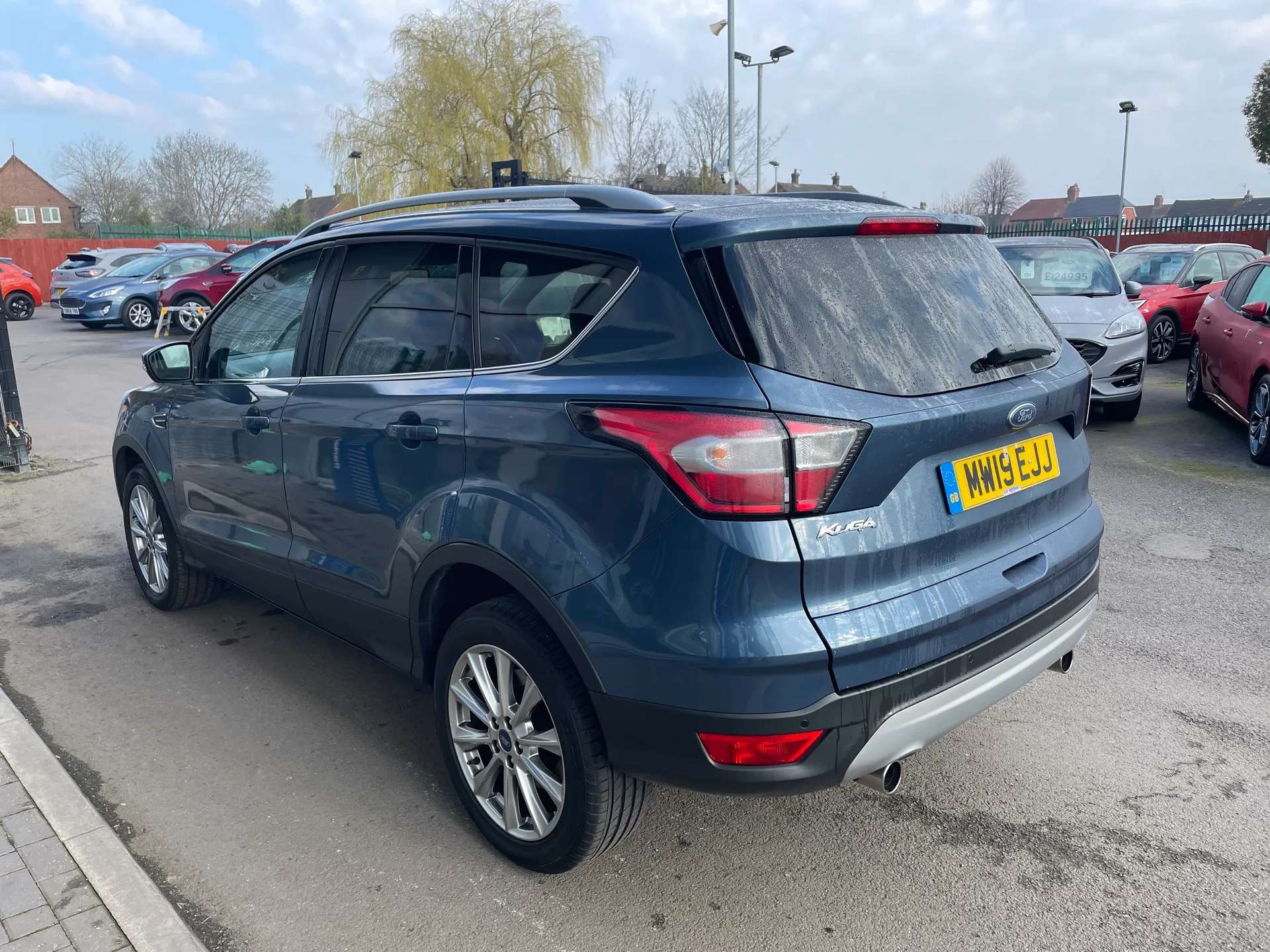A 2019 FORD KUGA 1.5 TDCi Titanium Edition 5dr 2WD A 2019 FORD KUGA 1.5 TDCi Titanium Edition 5dr 2WD