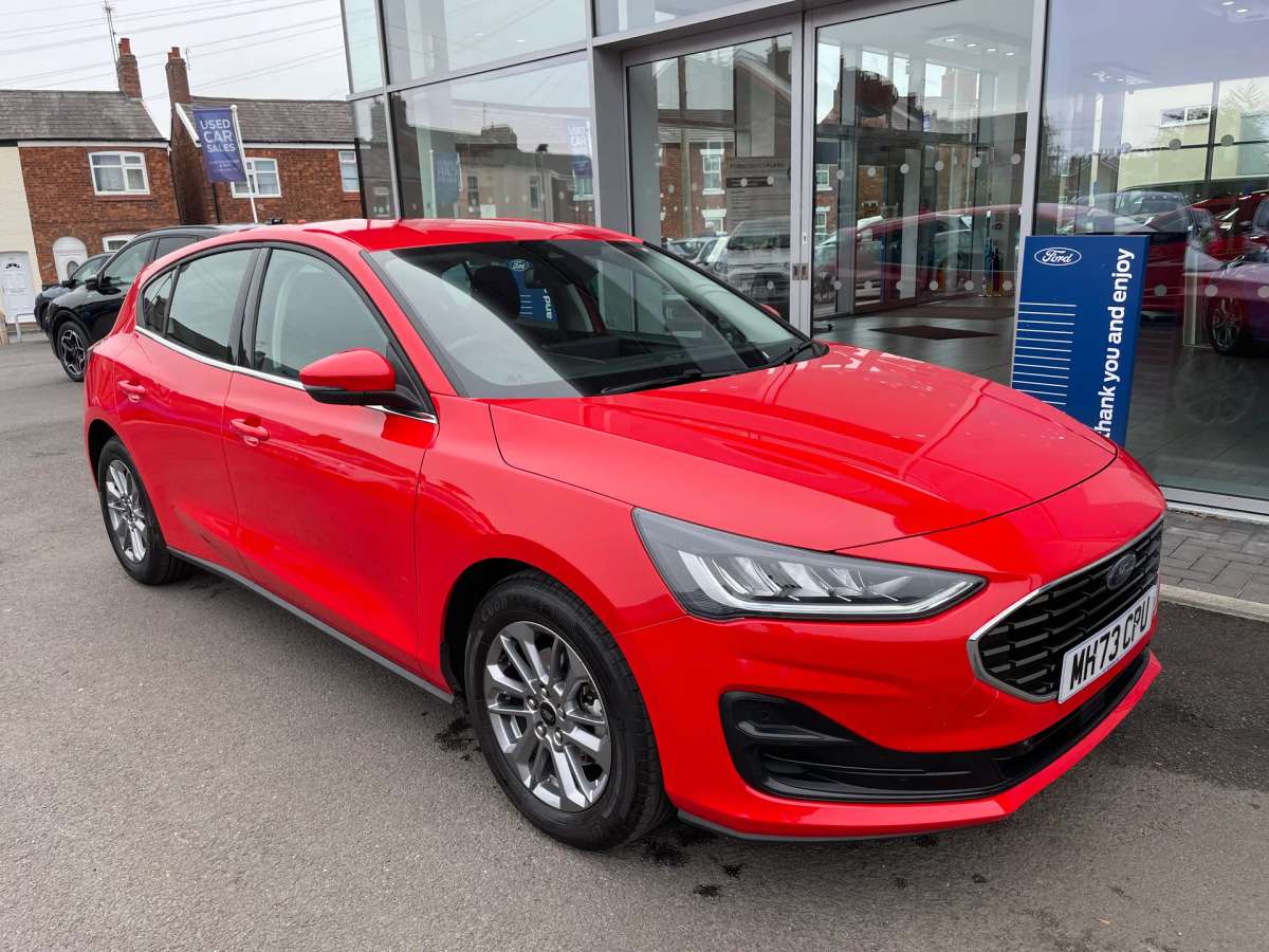 Check out this Ford Focus 2024 Hybrid Electric Manual